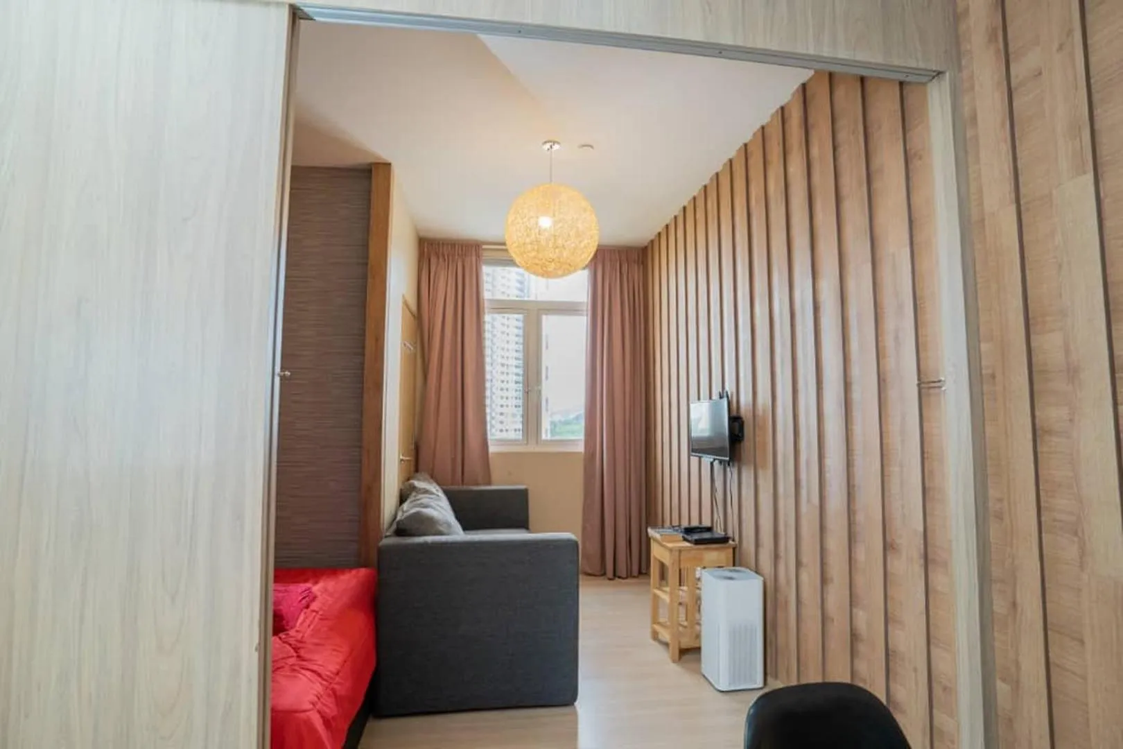 Seating area in 118 Robbin's Nest