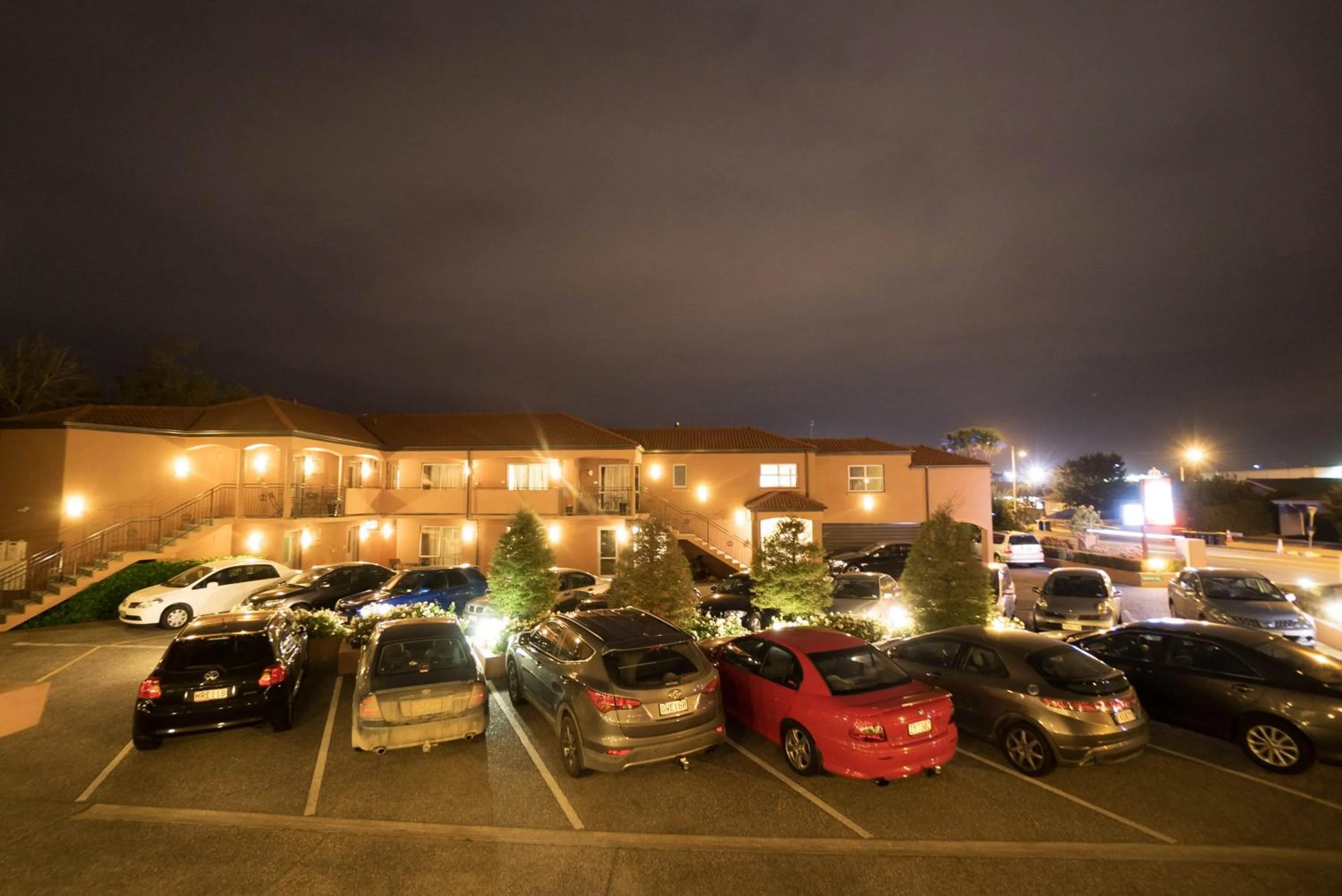 Property building in Kings Of Riccarton Motel- Close to Railway Station and Airport with Shuttle service