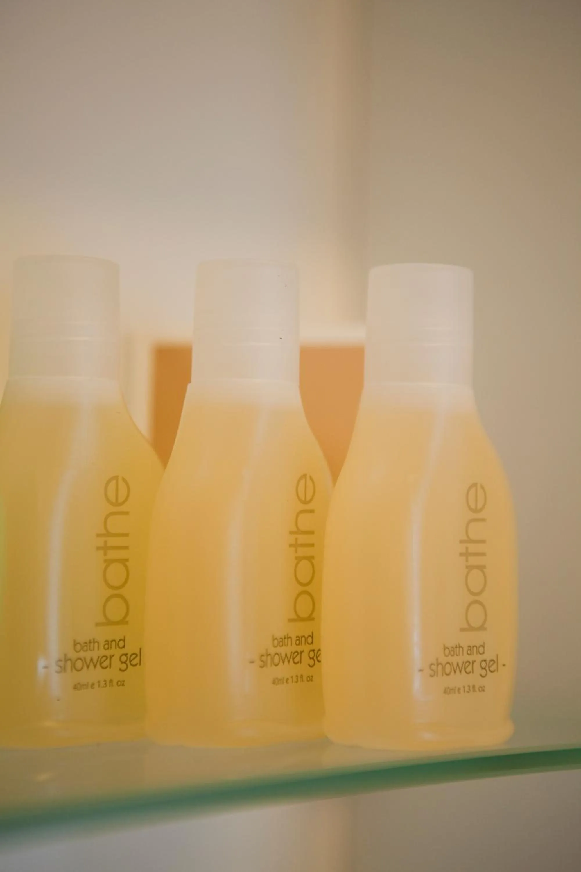 Bathroom in Kings Of Riccarton Motel- Close to Railway Station and Airport with Shuttle service