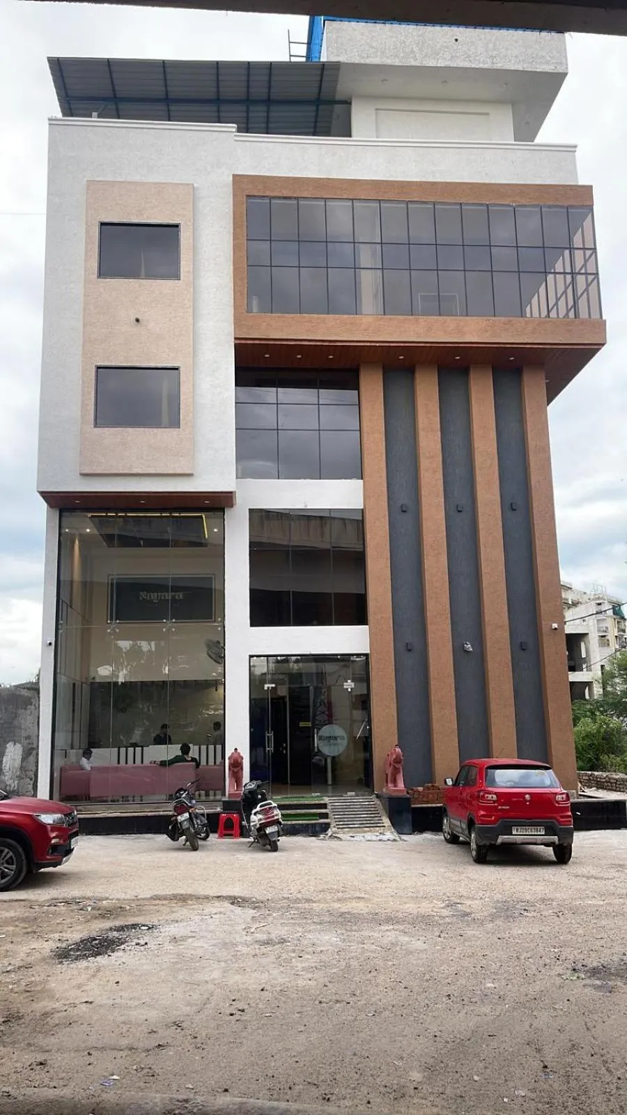 Parking in HOTEL NAYARA