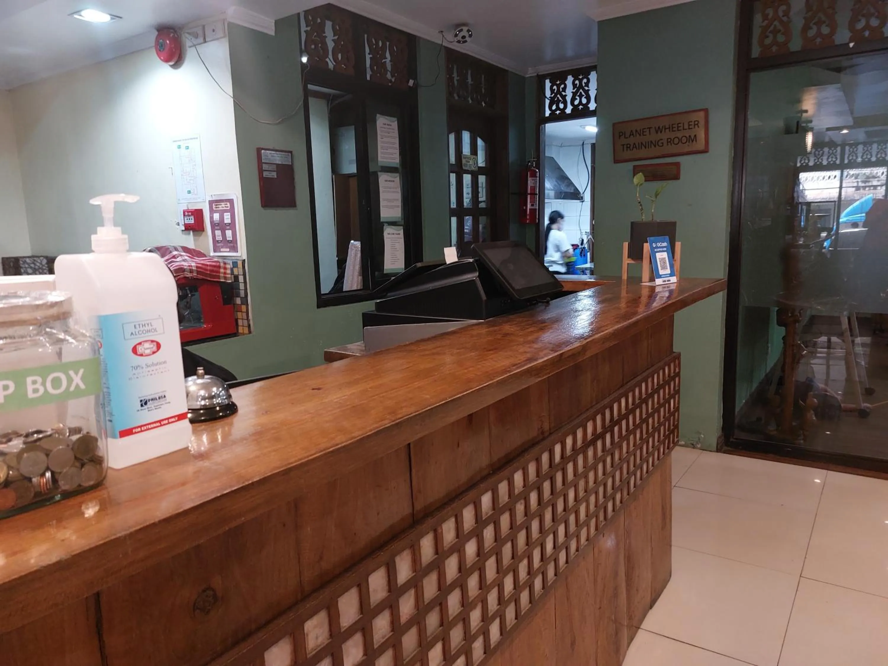 Lobby or reception in Makabata Guesthouse & Cafe