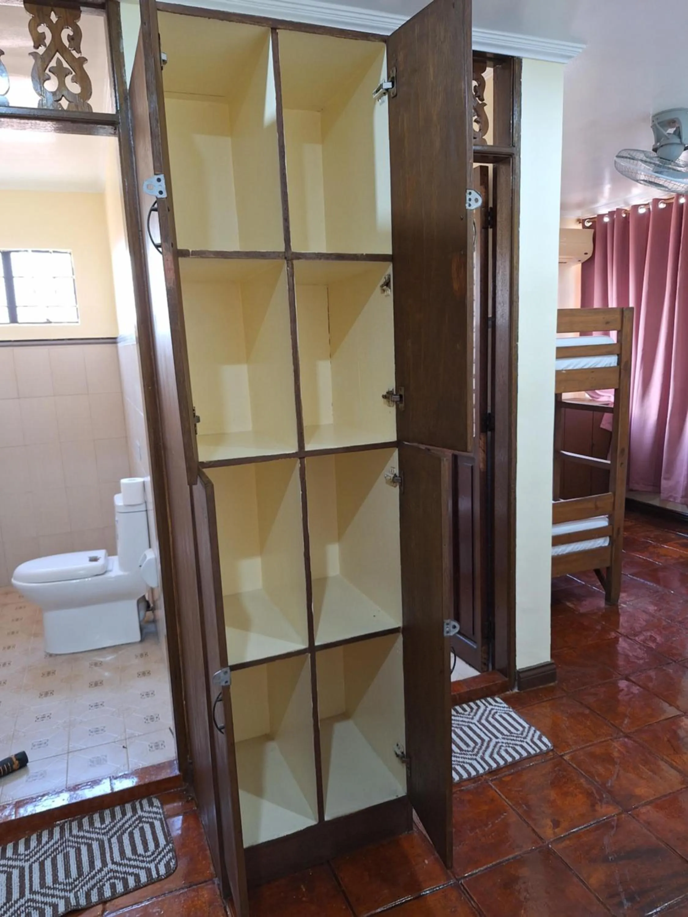 Makabata Guesthouse & Cafe