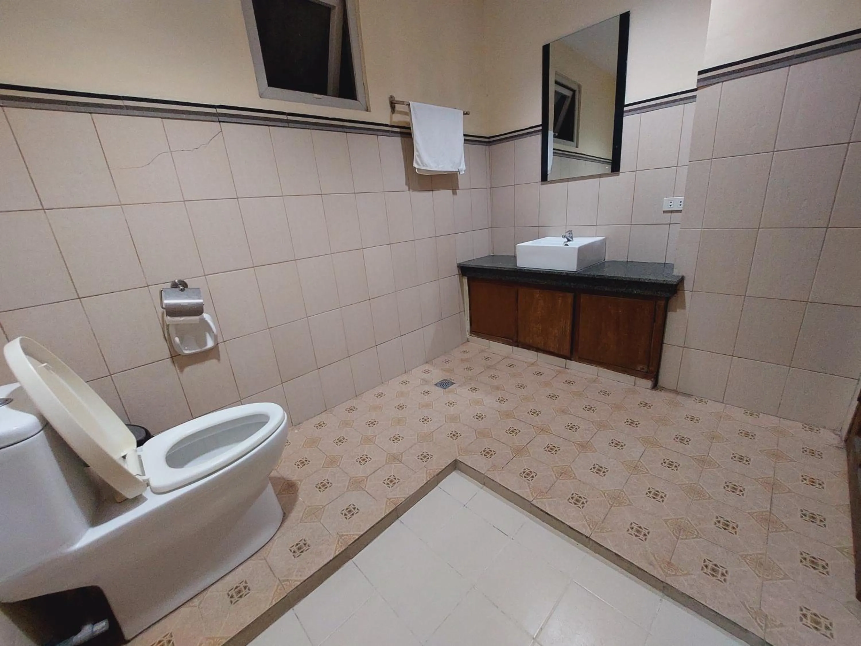 Toilet in Makabata Guesthouse & Cafe