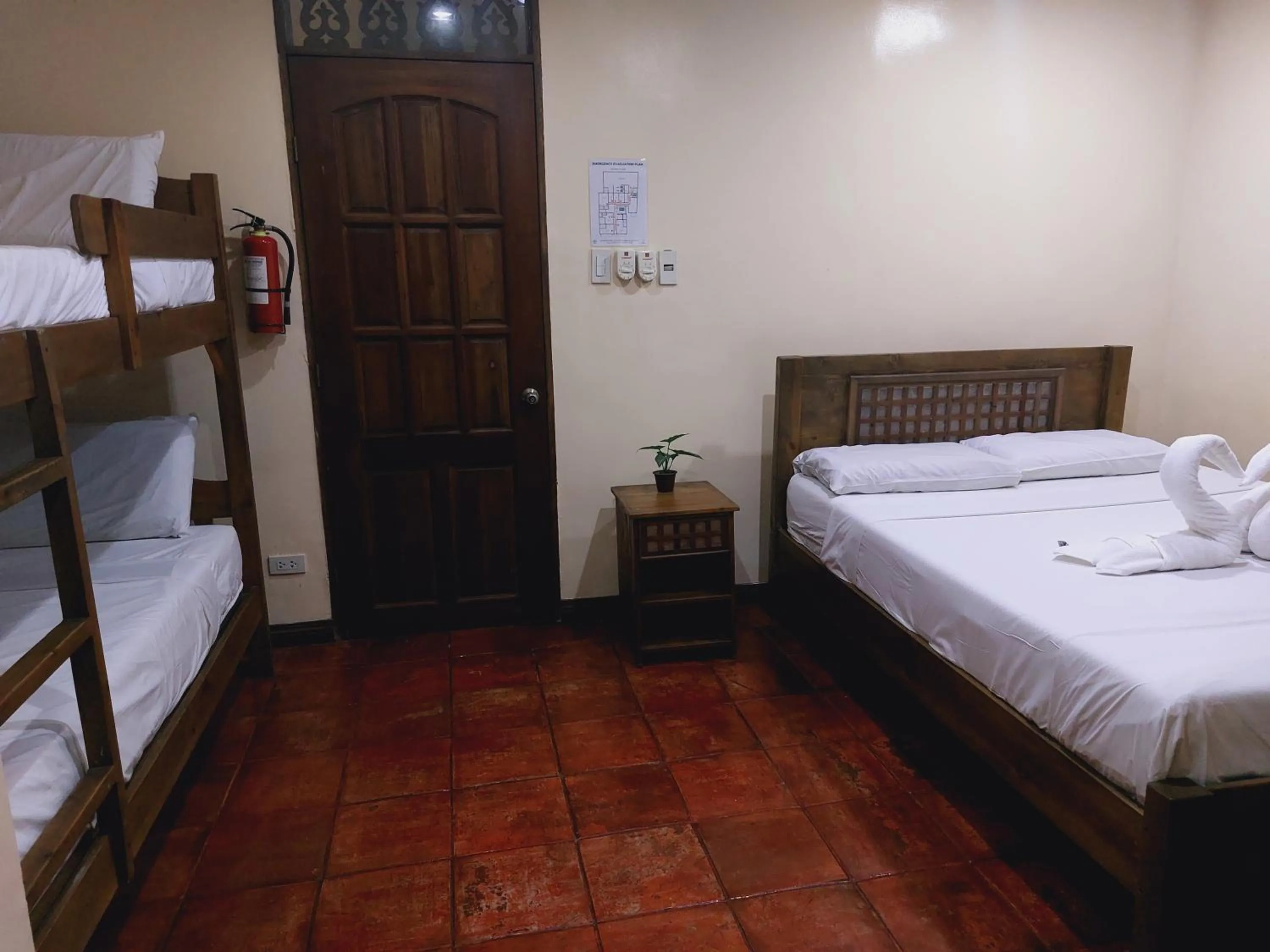 Bed in Makabata Guesthouse & Cafe