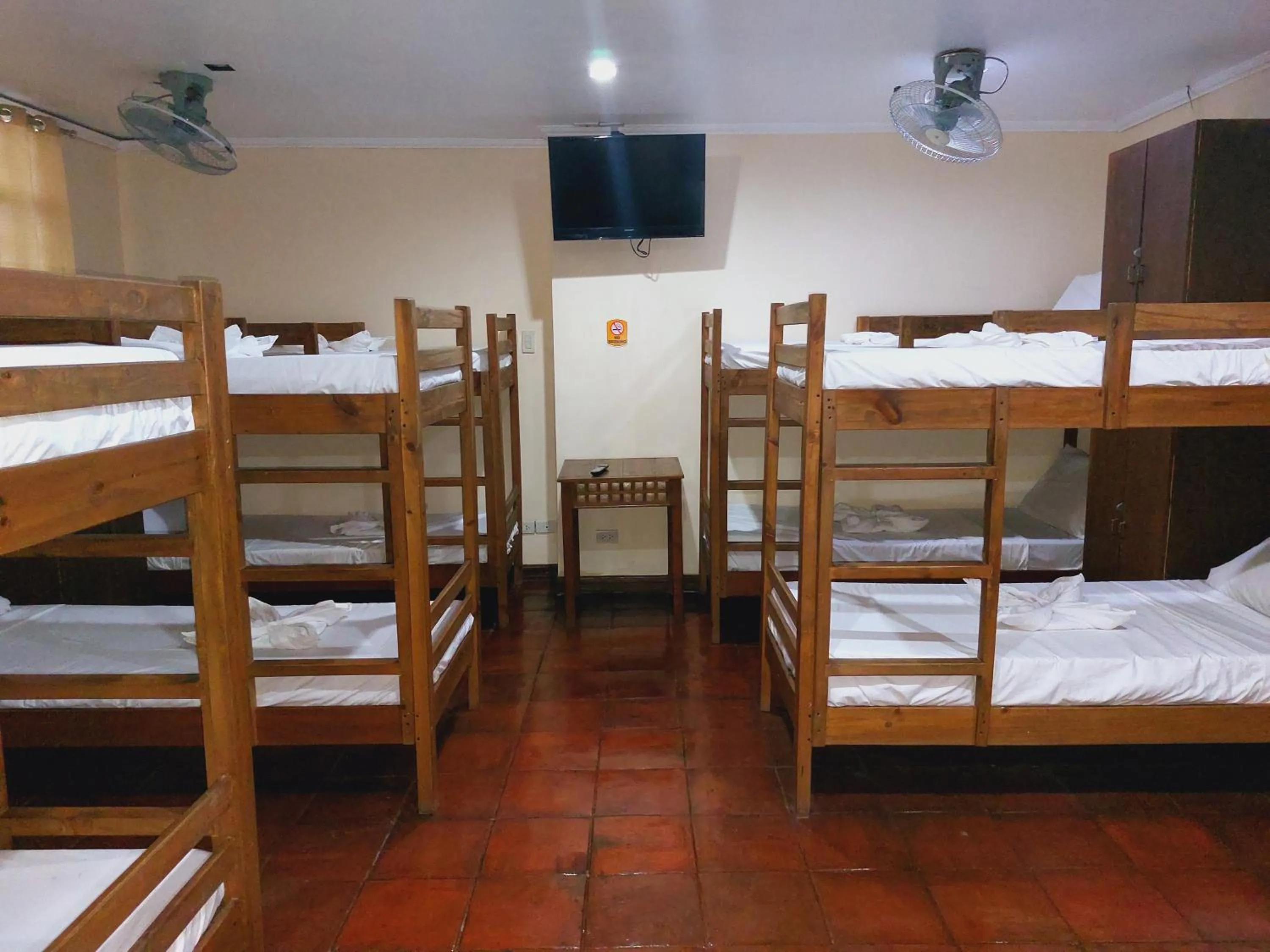 Bed in Makabata Guesthouse & Cafe