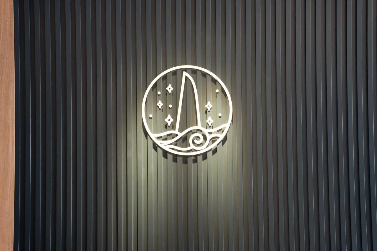 Seafront Luxury Suites Jeddah Corniche