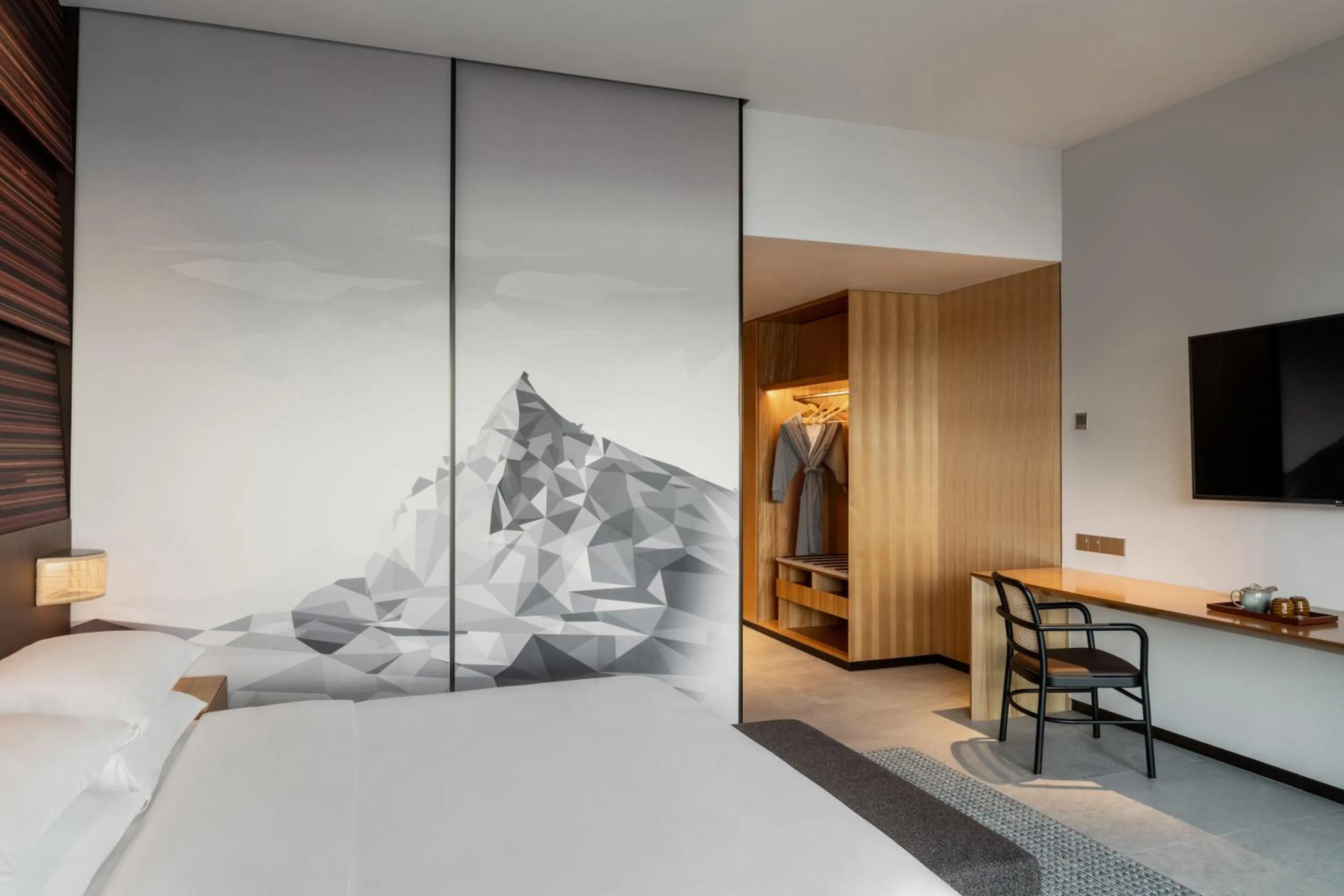 Bed in Hyatt Centric Kota Kinabalu