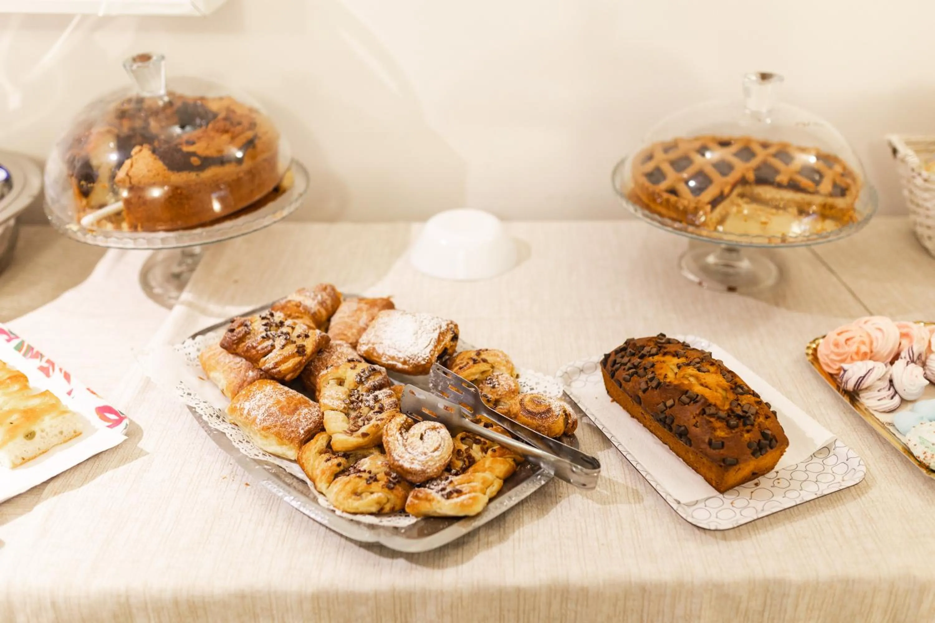 Buffet breakfast in Bi Hotel