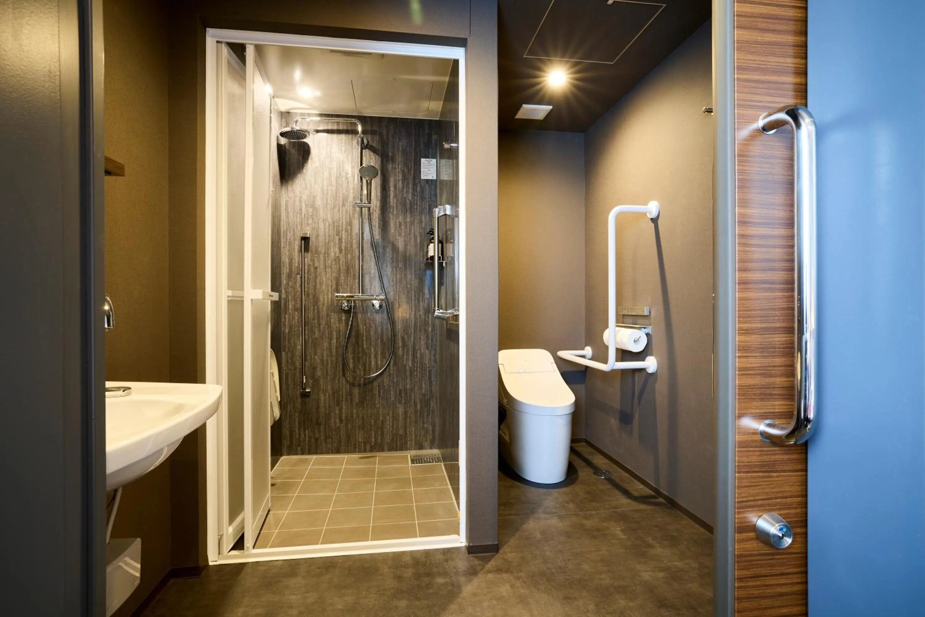 Shower in fav KAGOSHIMA CHUO