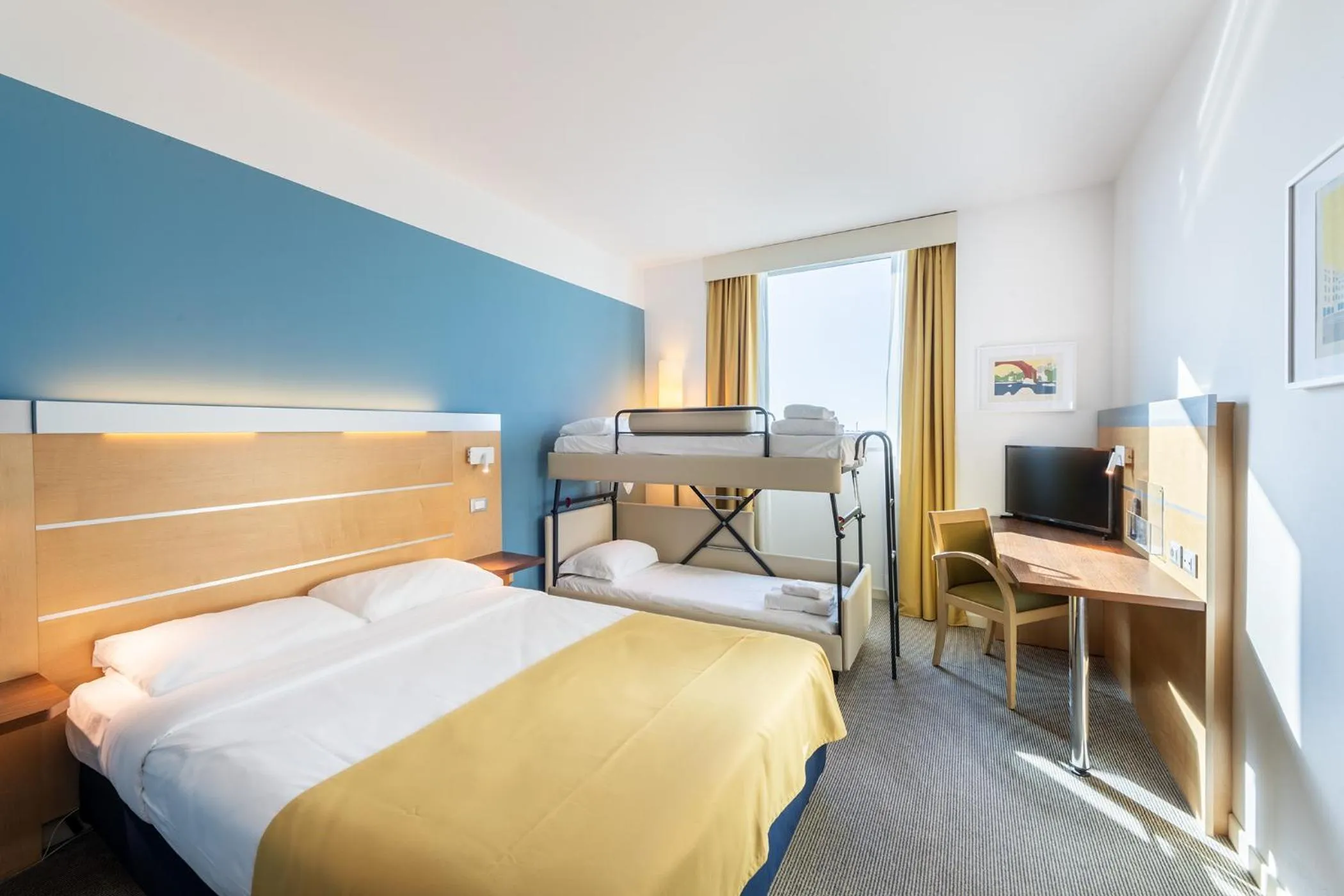 Bed in Meditur Hotel Udine Nord