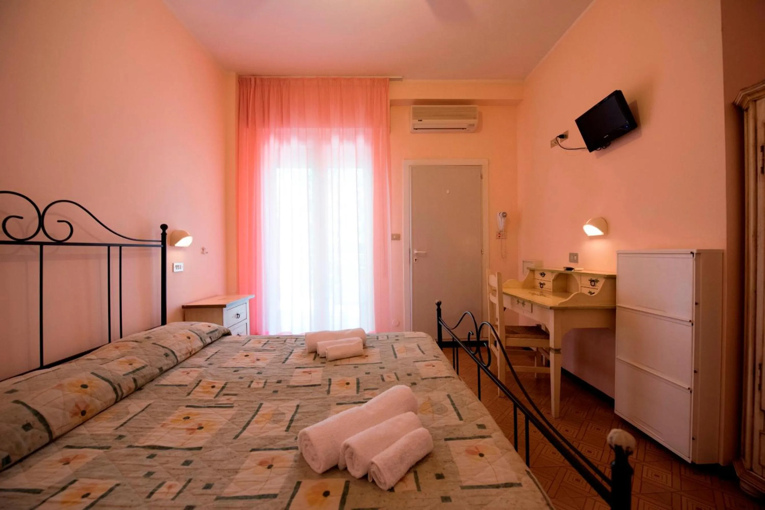 Bedroom, Bed in Hotel Settebello B&B