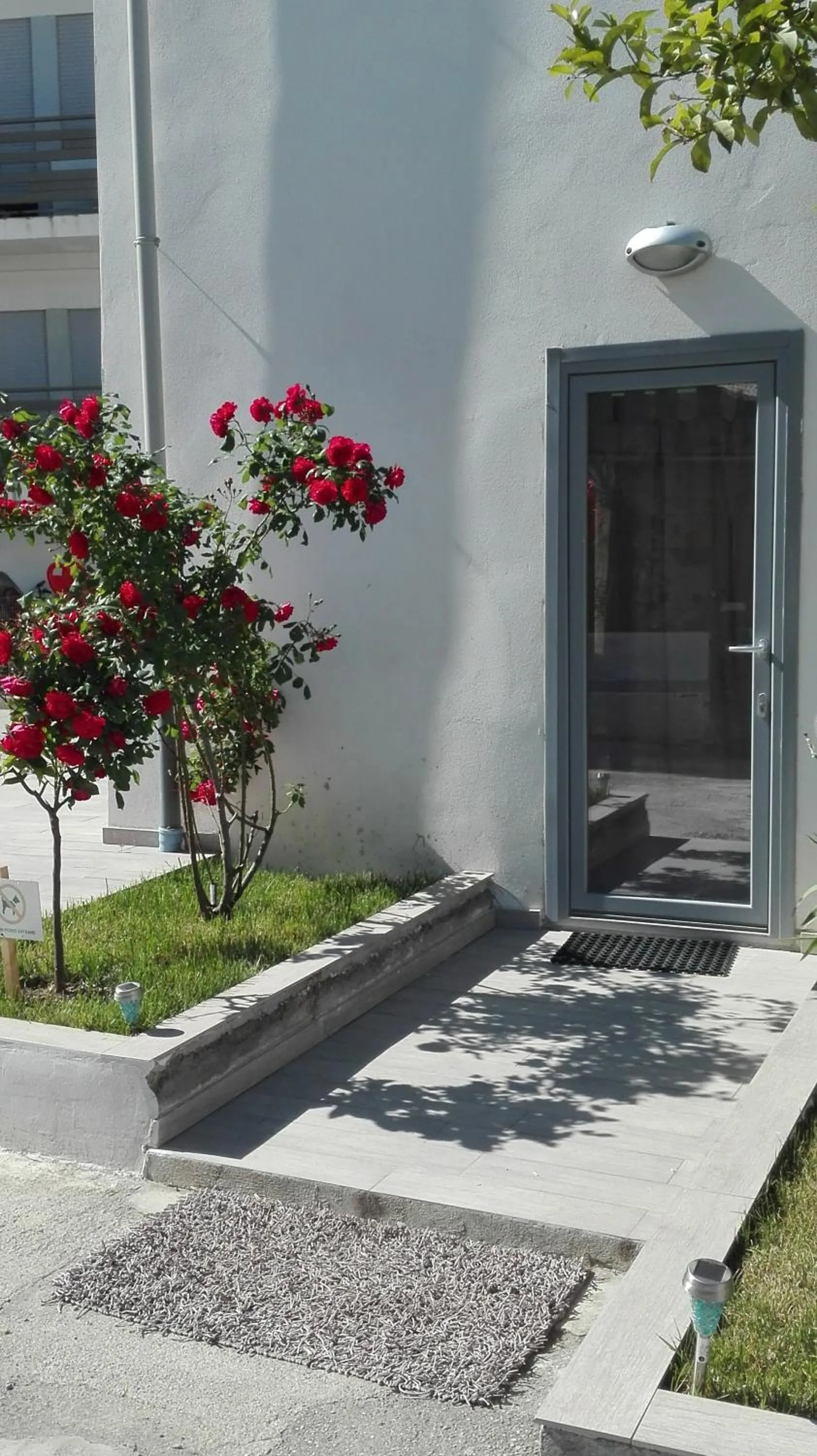 Facade/entrance in I Colori di Mag