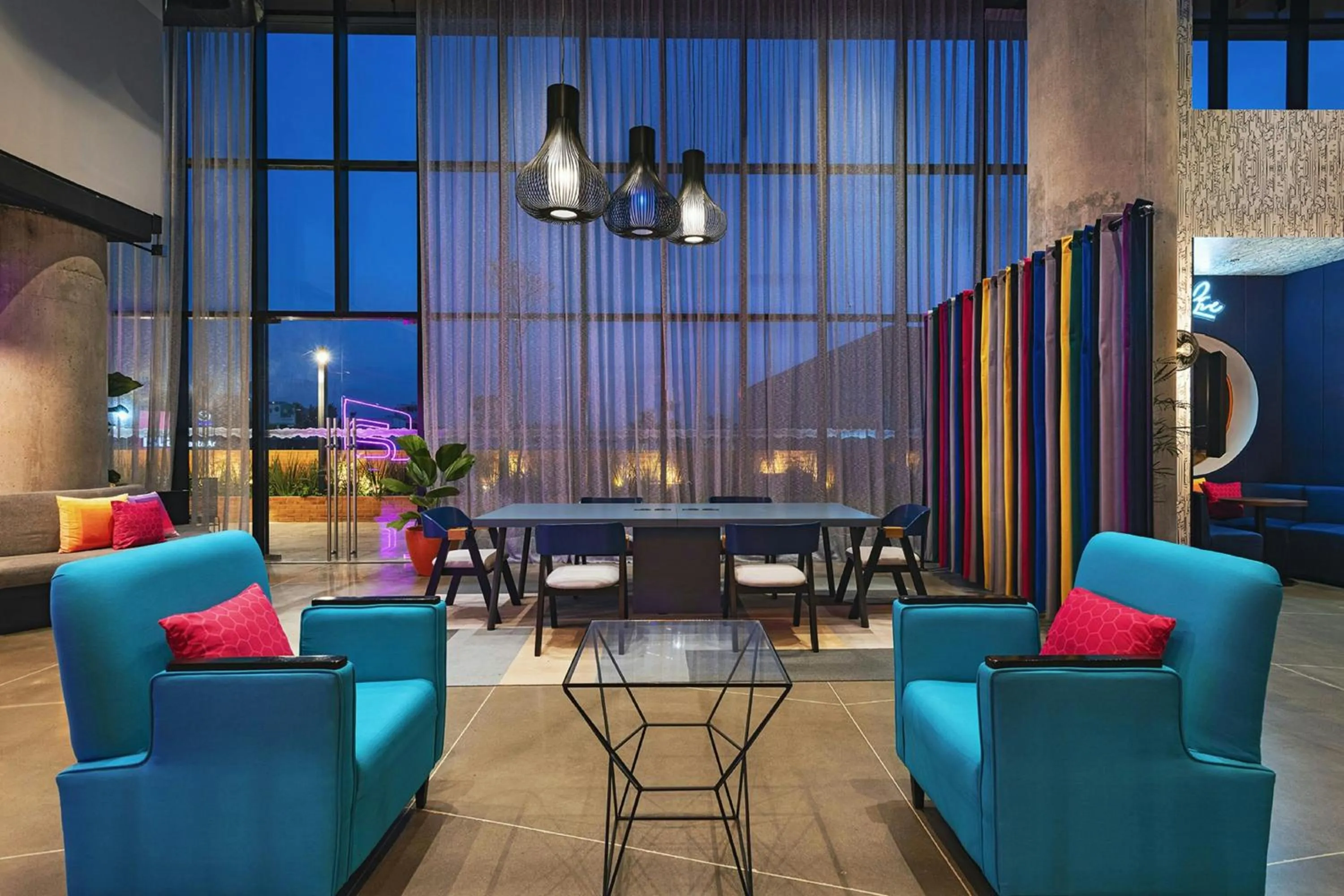 Lobby or reception in Aloft Guadalajara Sur