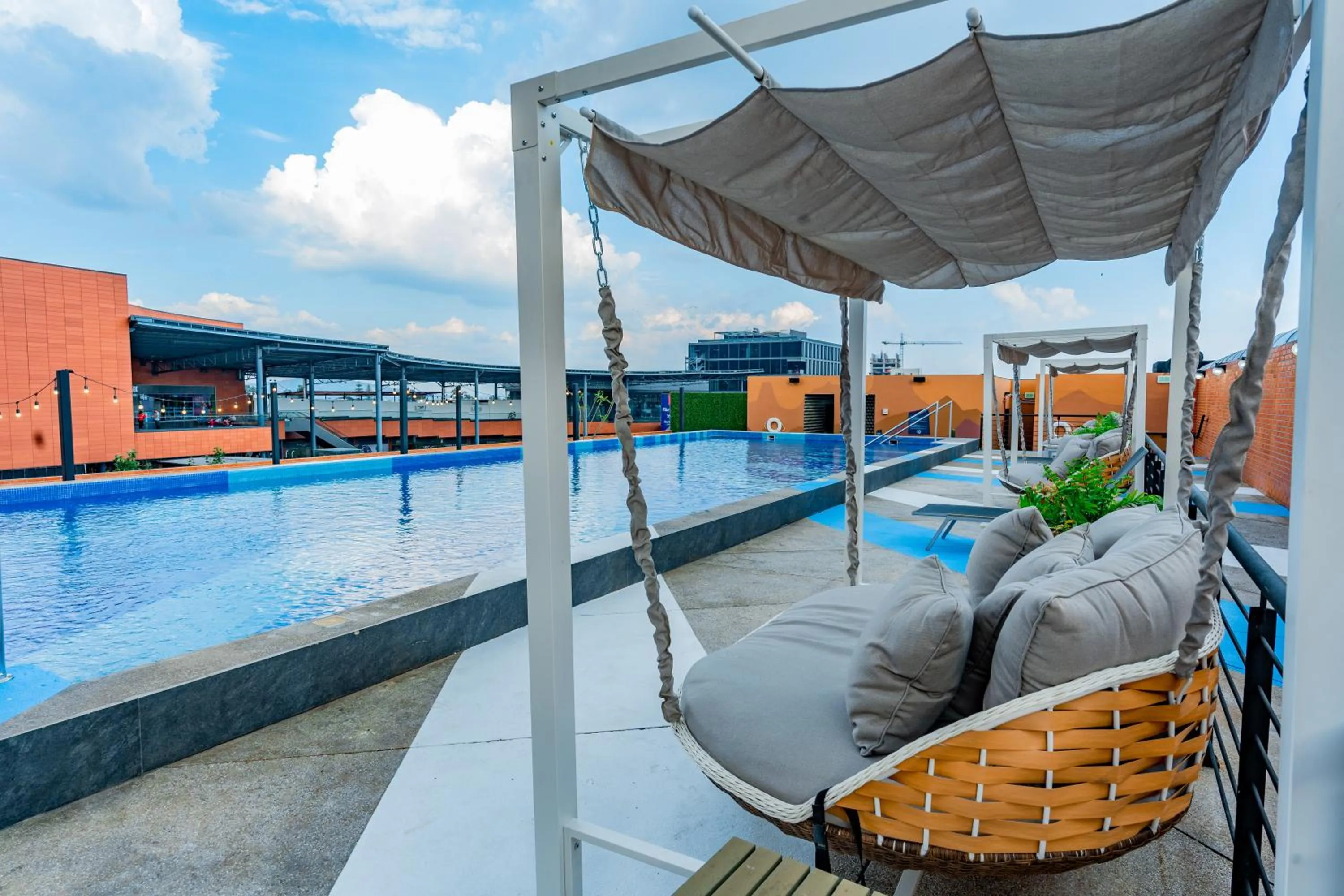 Swimming pool in Aloft Guadalajara Sur