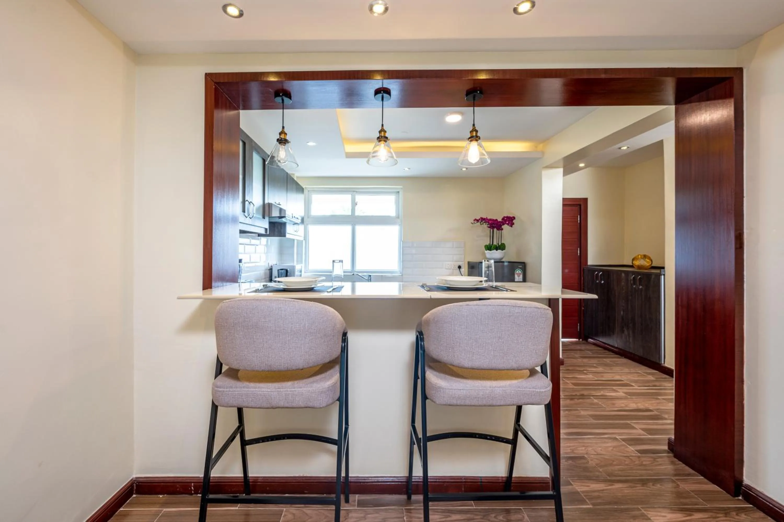 Kitchen or kitchenette in Roma Court Serviced Apartments