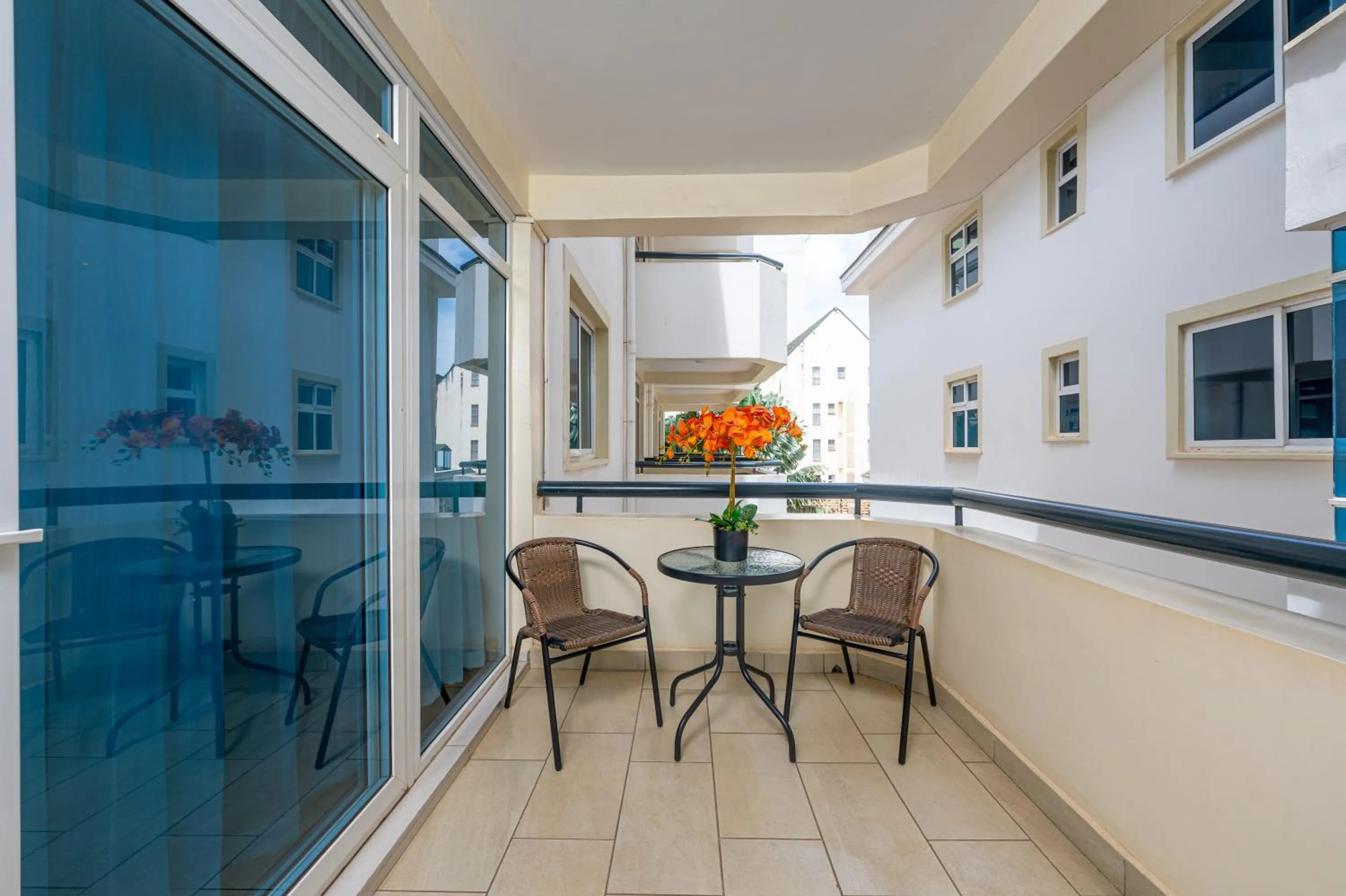 Balcony/Terrace in Roma Court Serviced Apartments