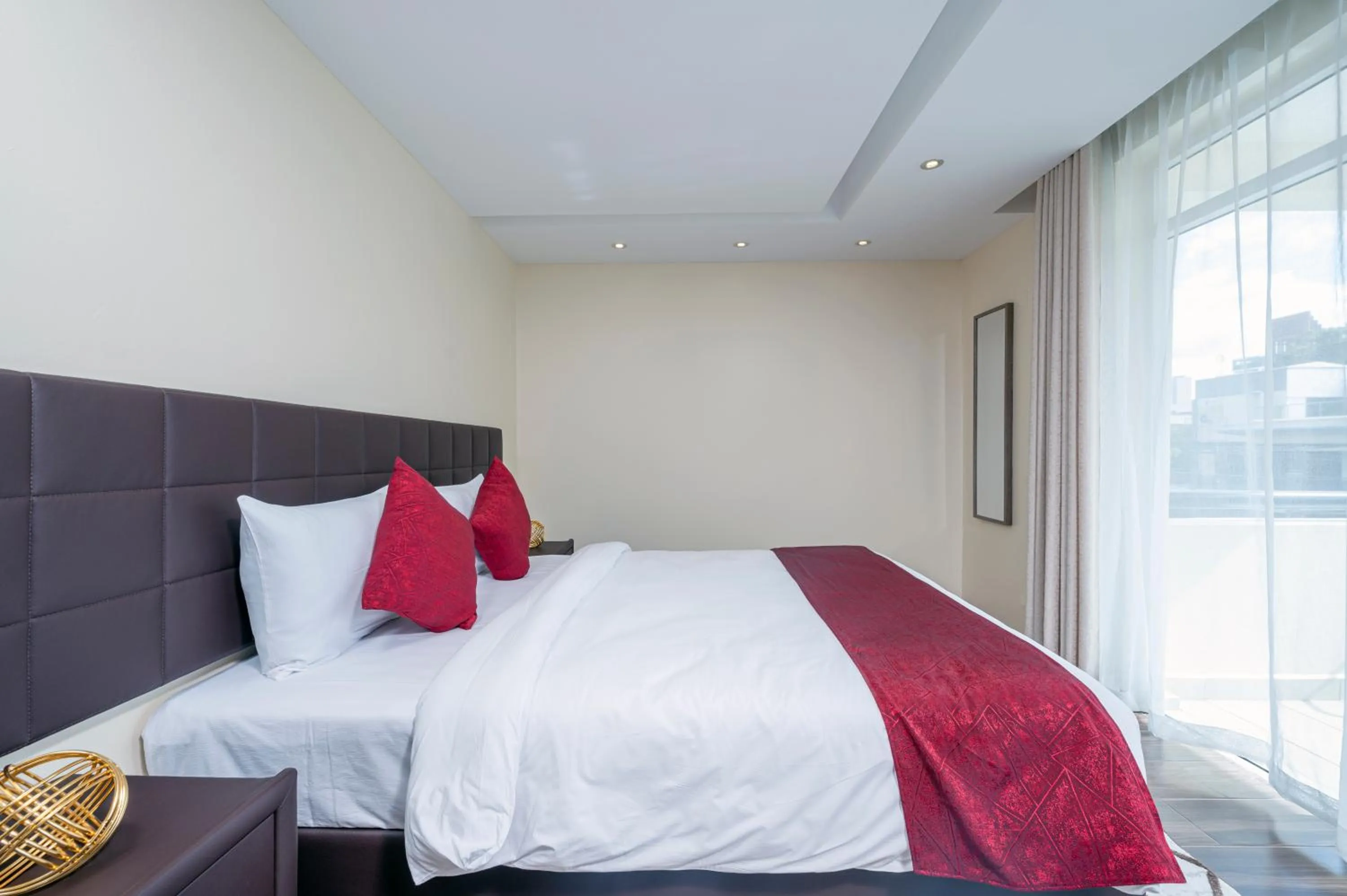 Bed in Roma Court Serviced Apartments