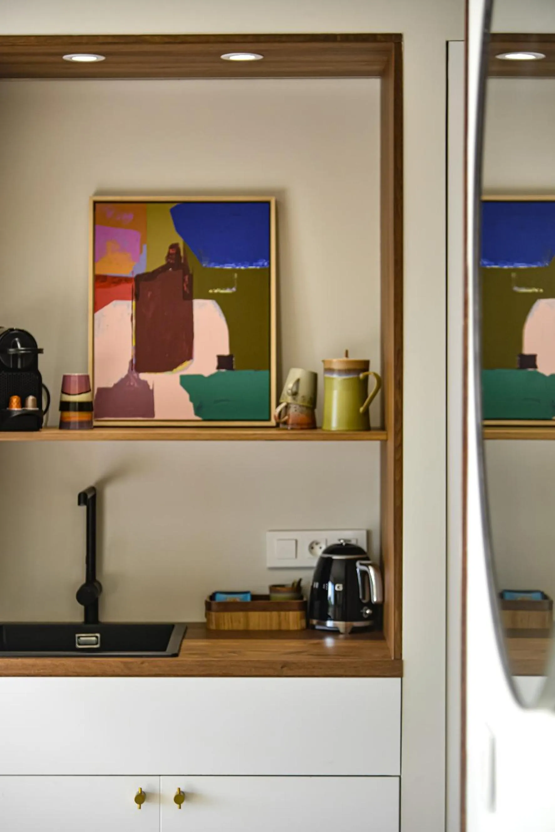 Coffee/tea facilities in Le Martin Boutique Hôtel