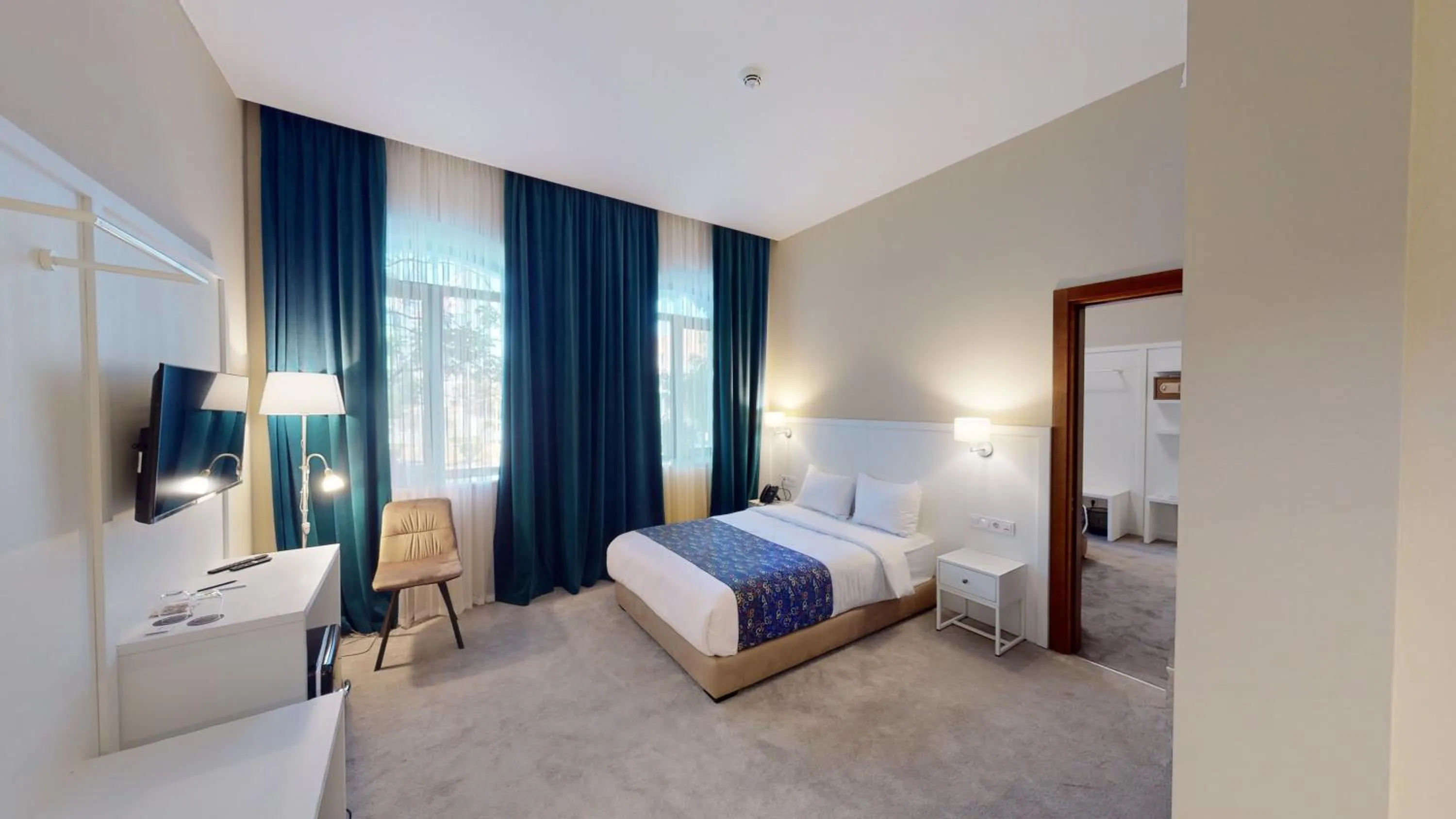 Photo of the whole room, Bed in EPIGRAPH Design Hotel