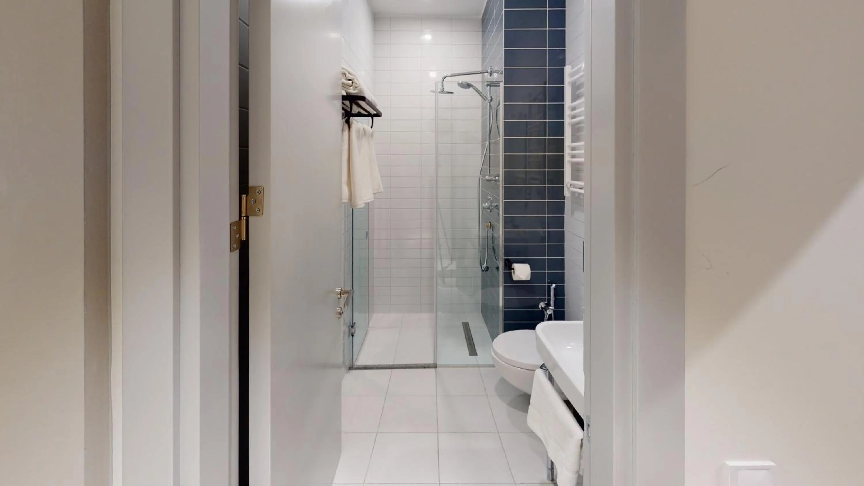 Bathroom in EPIGRAPH Design Hotel