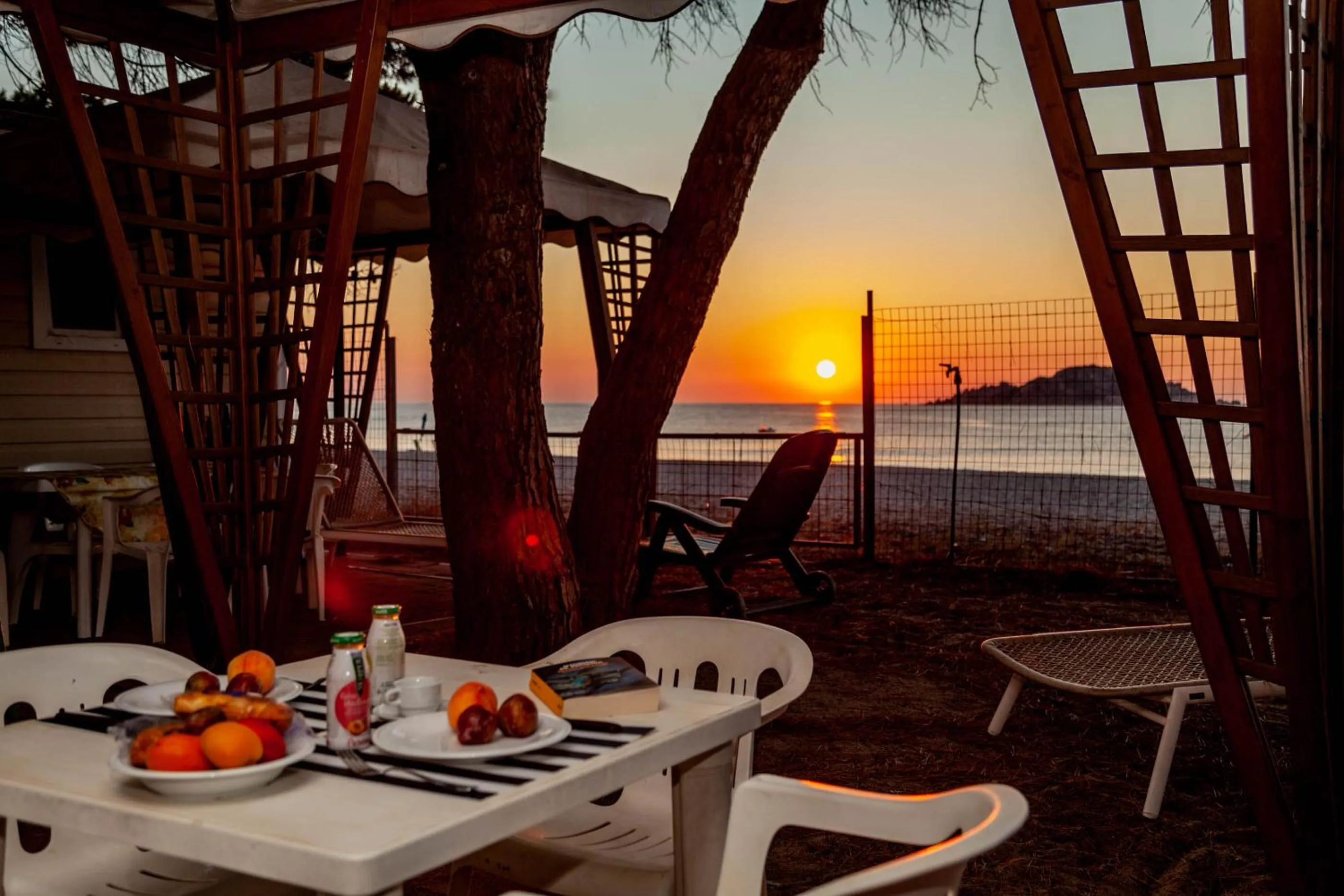 Sunset in Camping&Village Le Cernie