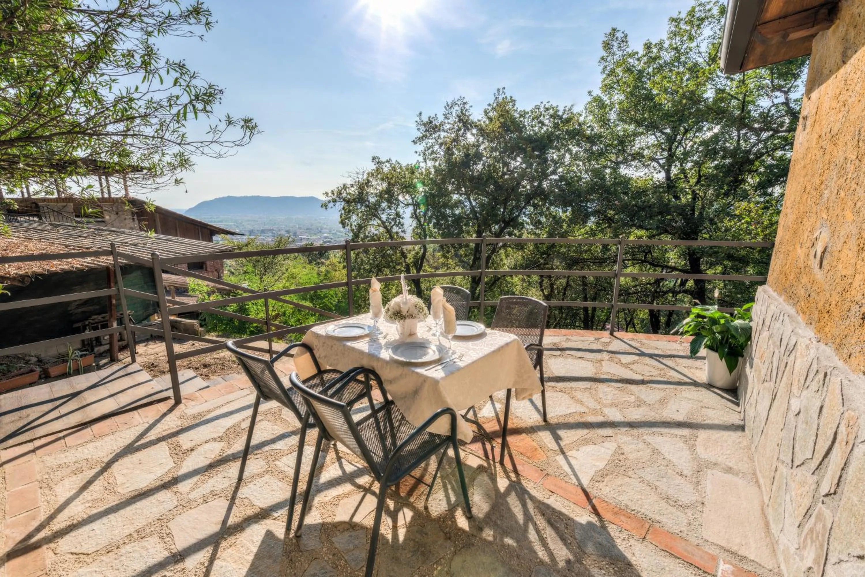 Dining area in Ippotur Medieval Resort