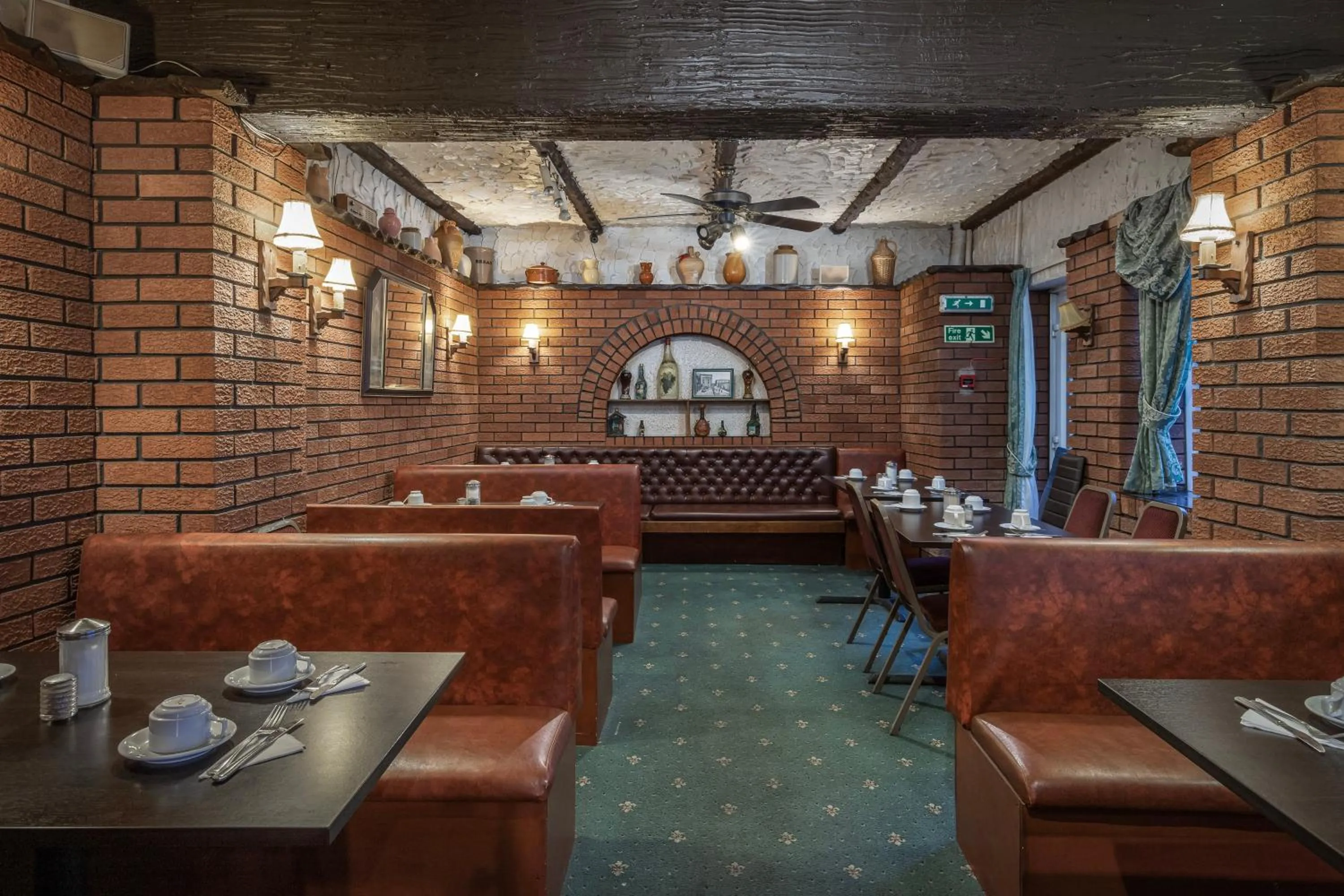 Breakfast in Royal Oakwell Hotel