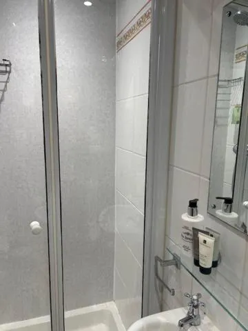 Melbourne Guest House