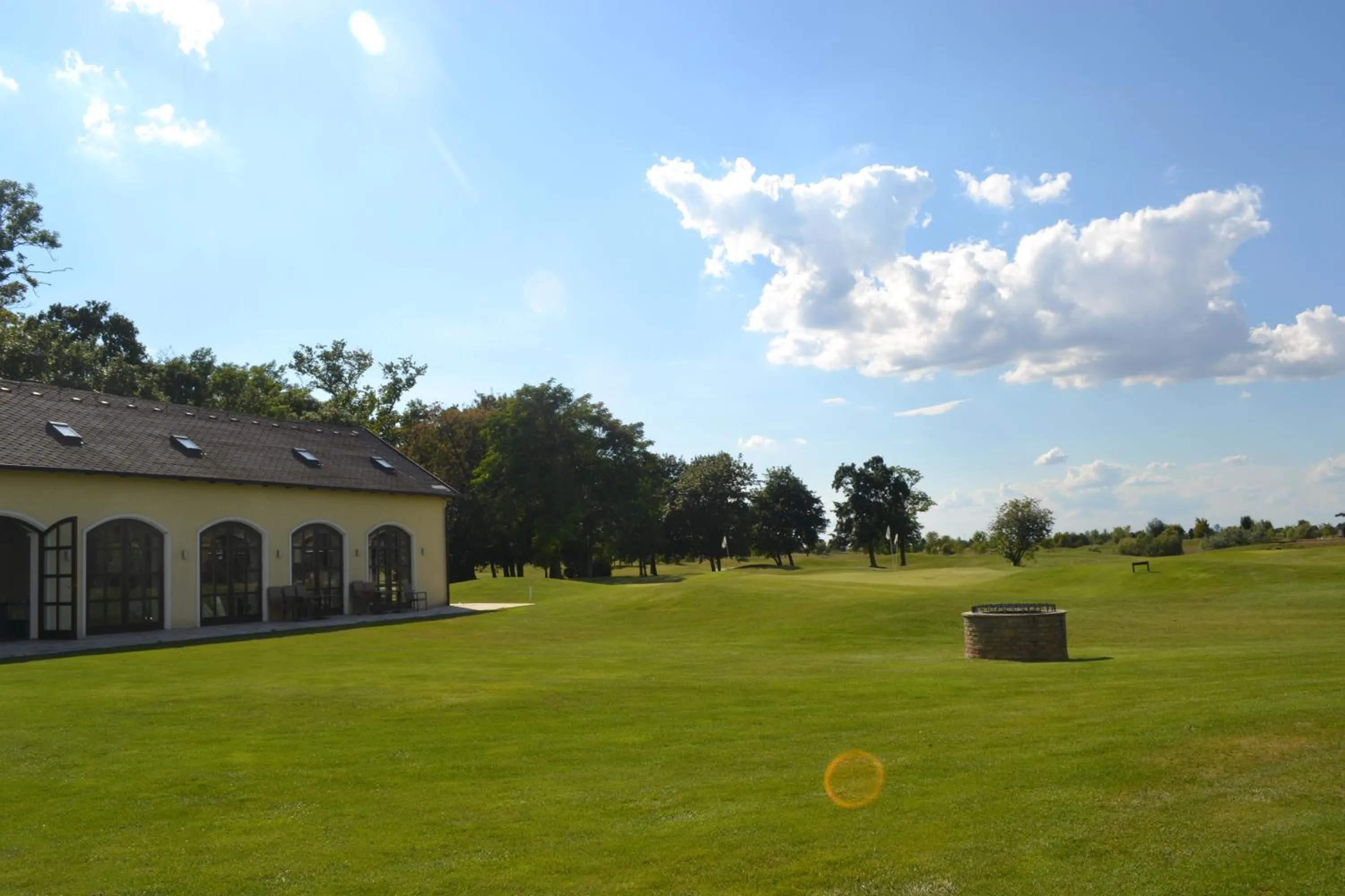 Garden in Apex Hotel