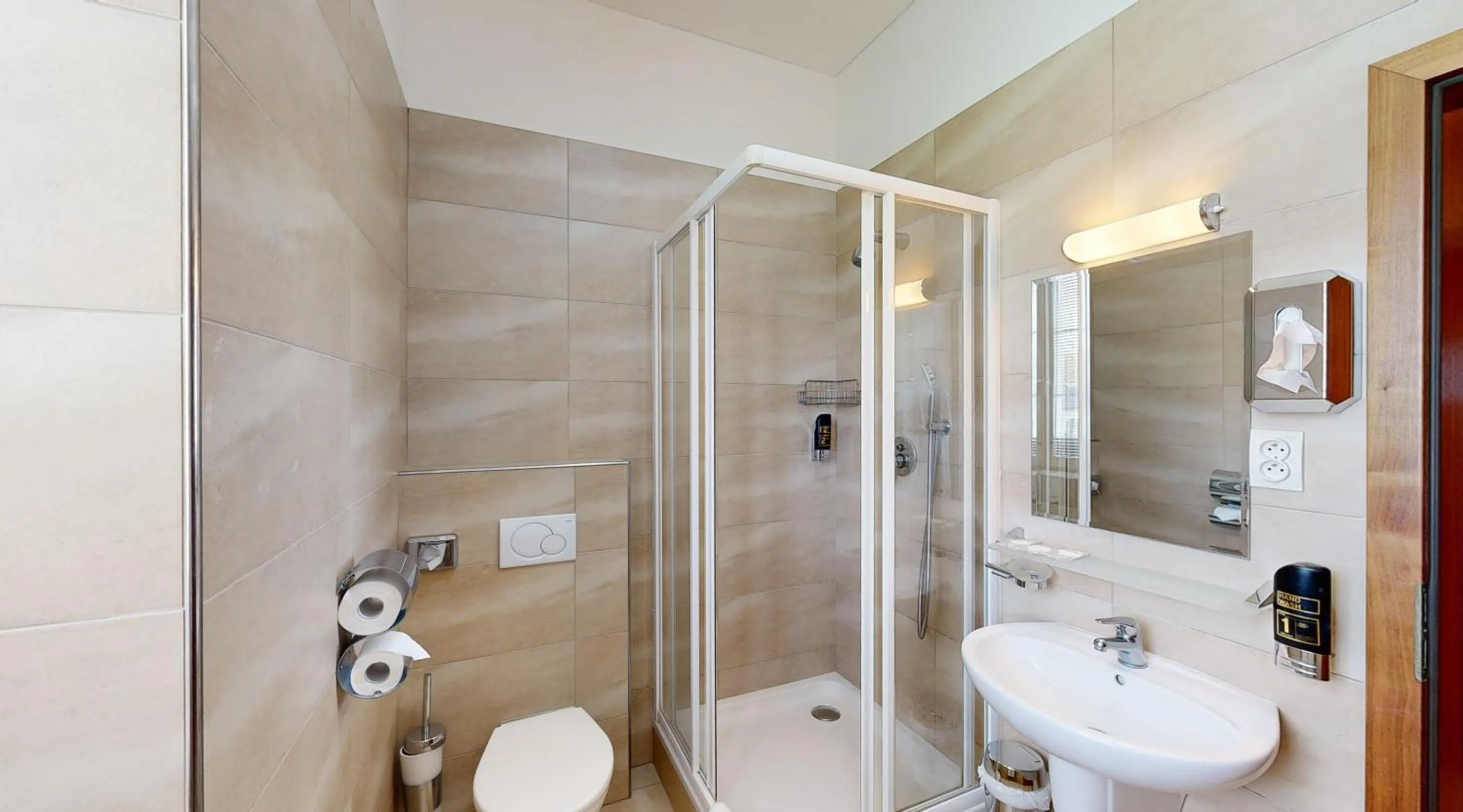 Bathroom in Apex Hotel