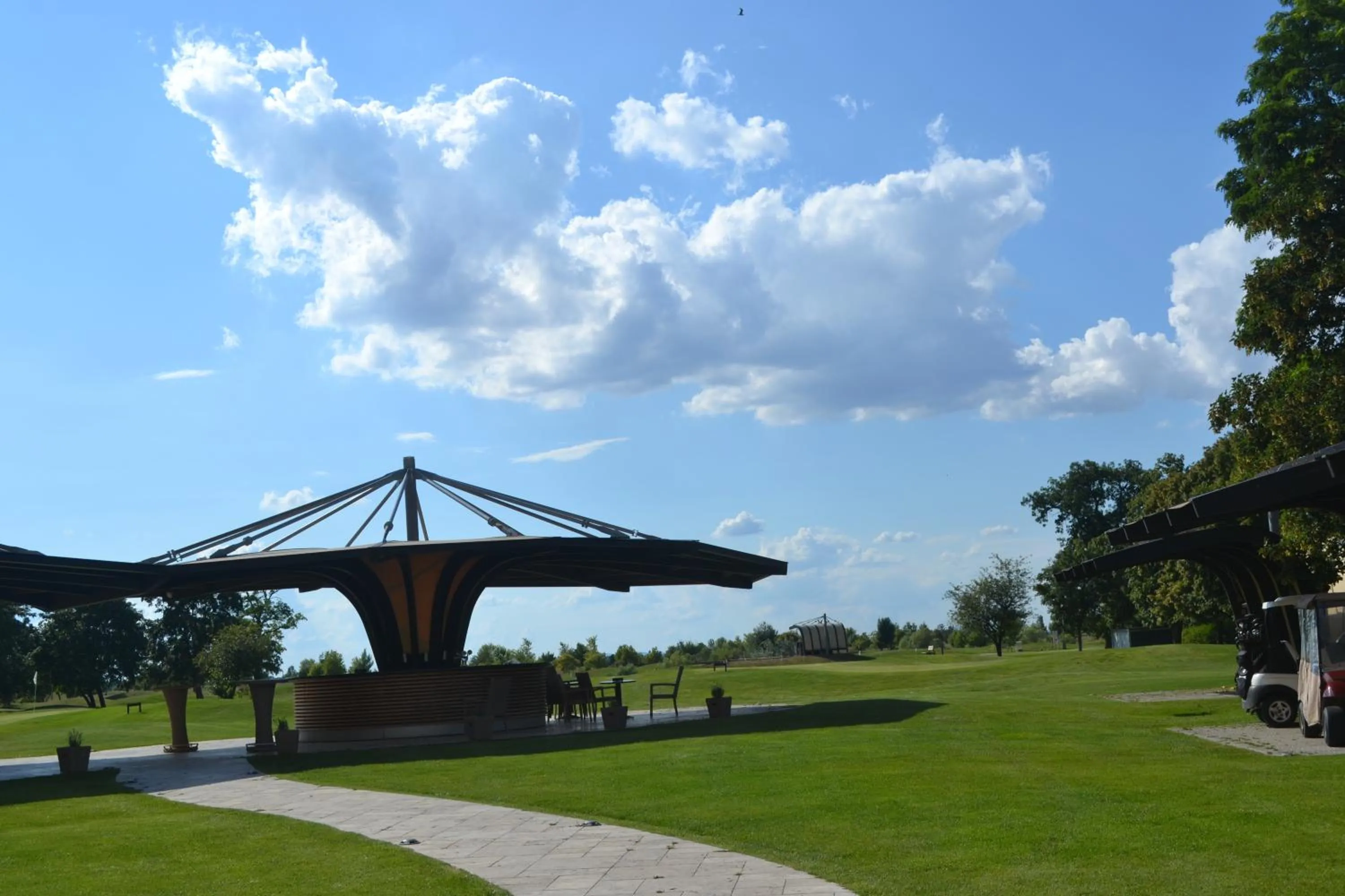 Golfcourse in Apex Hotel