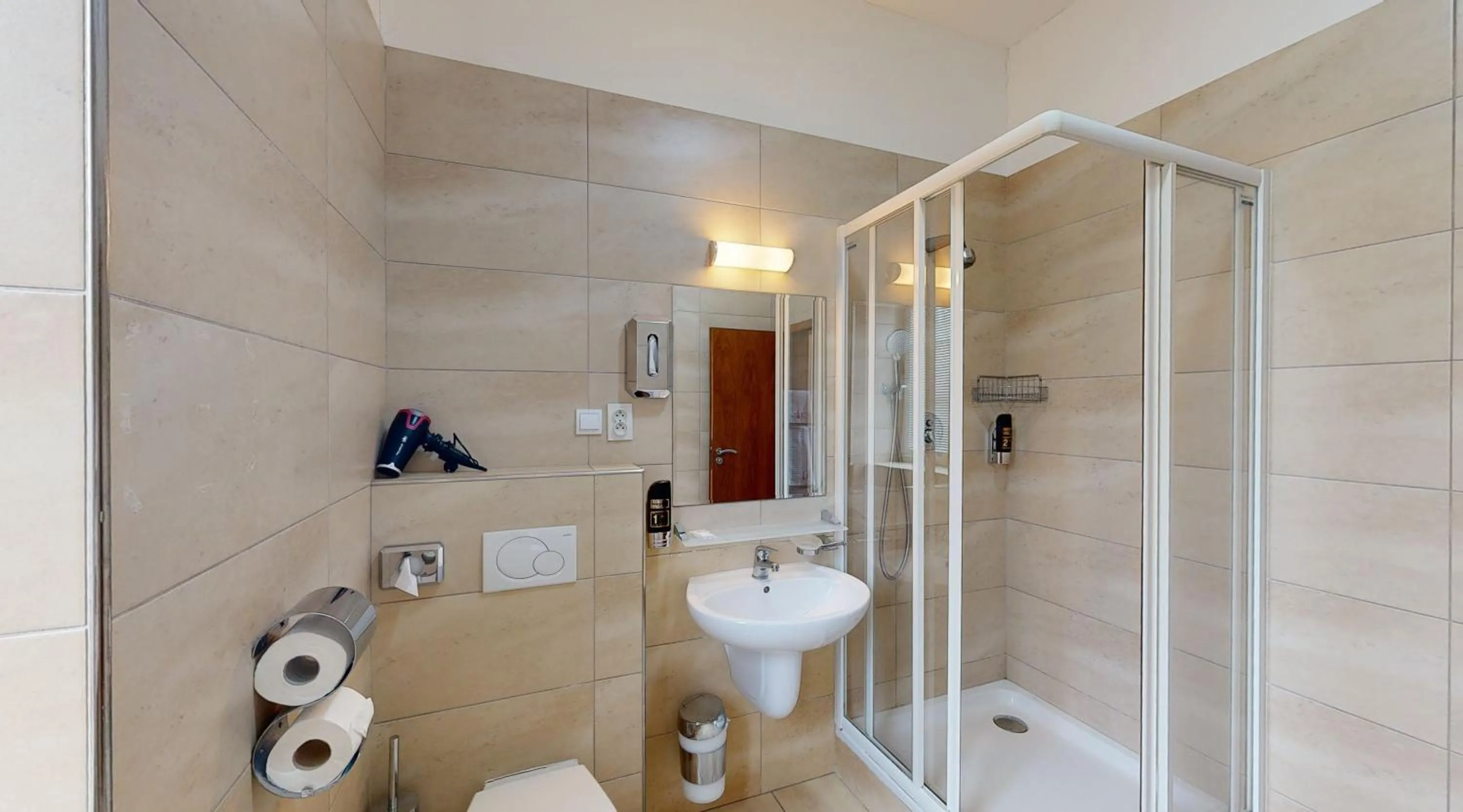 Bathroom in Apex Hotel