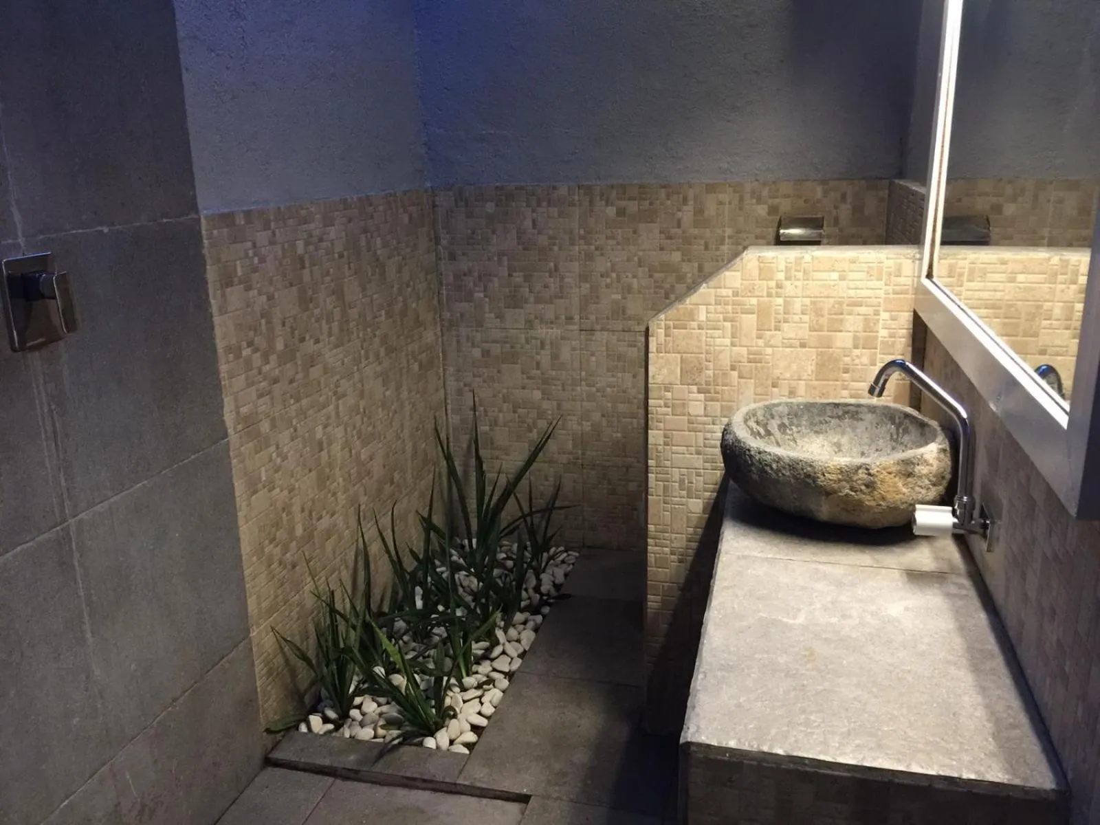 Bathroom in Follow Your Dreams Gili Air