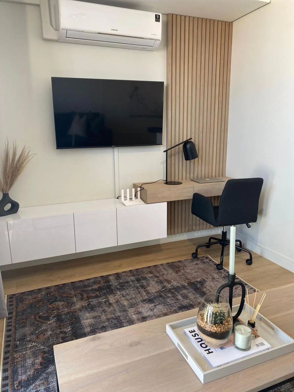 TV and multimedia in Executive Apartment at Ellipse Waterfall