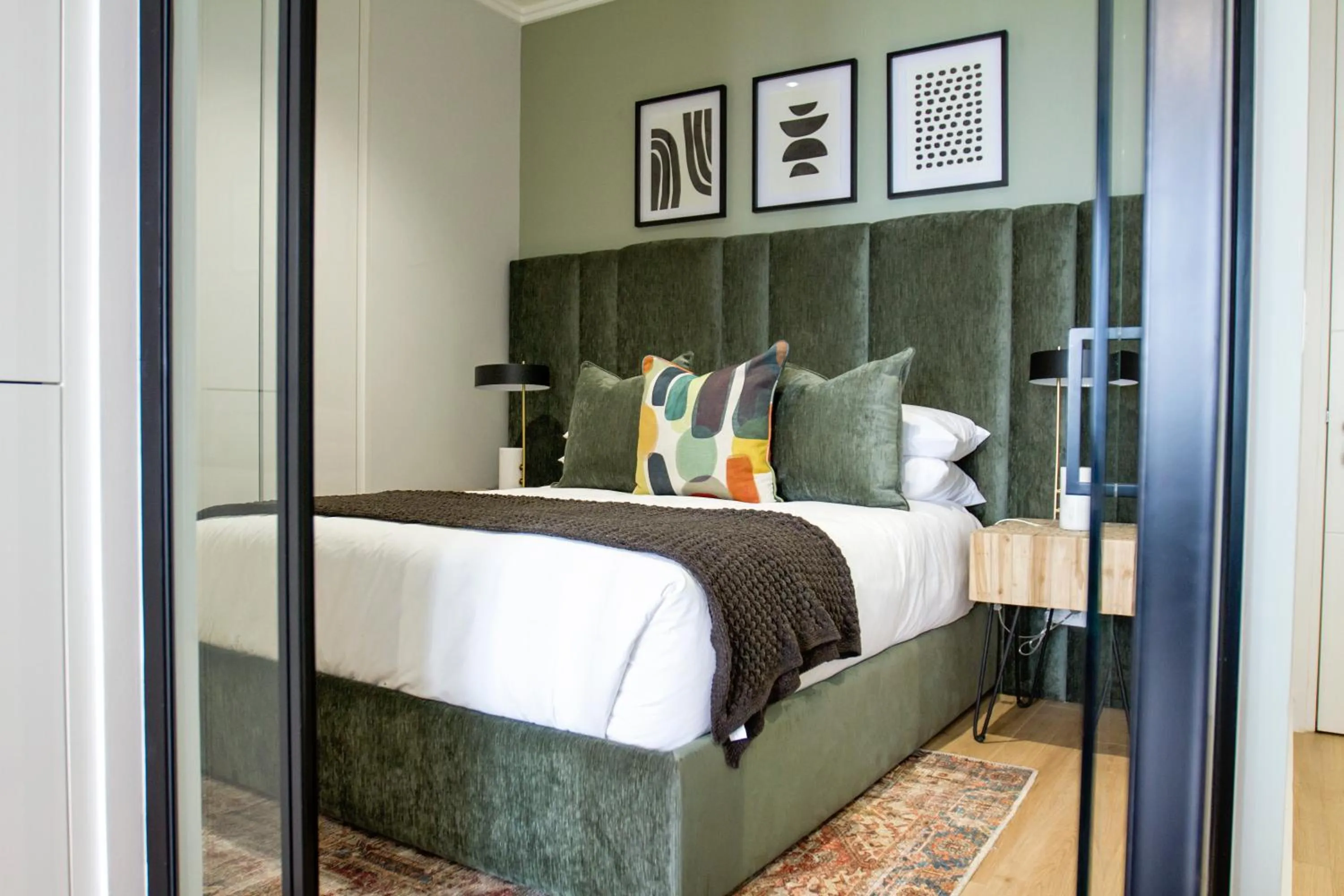 Bedroom, Bed in Executive Apartment at Ellipse Waterfall