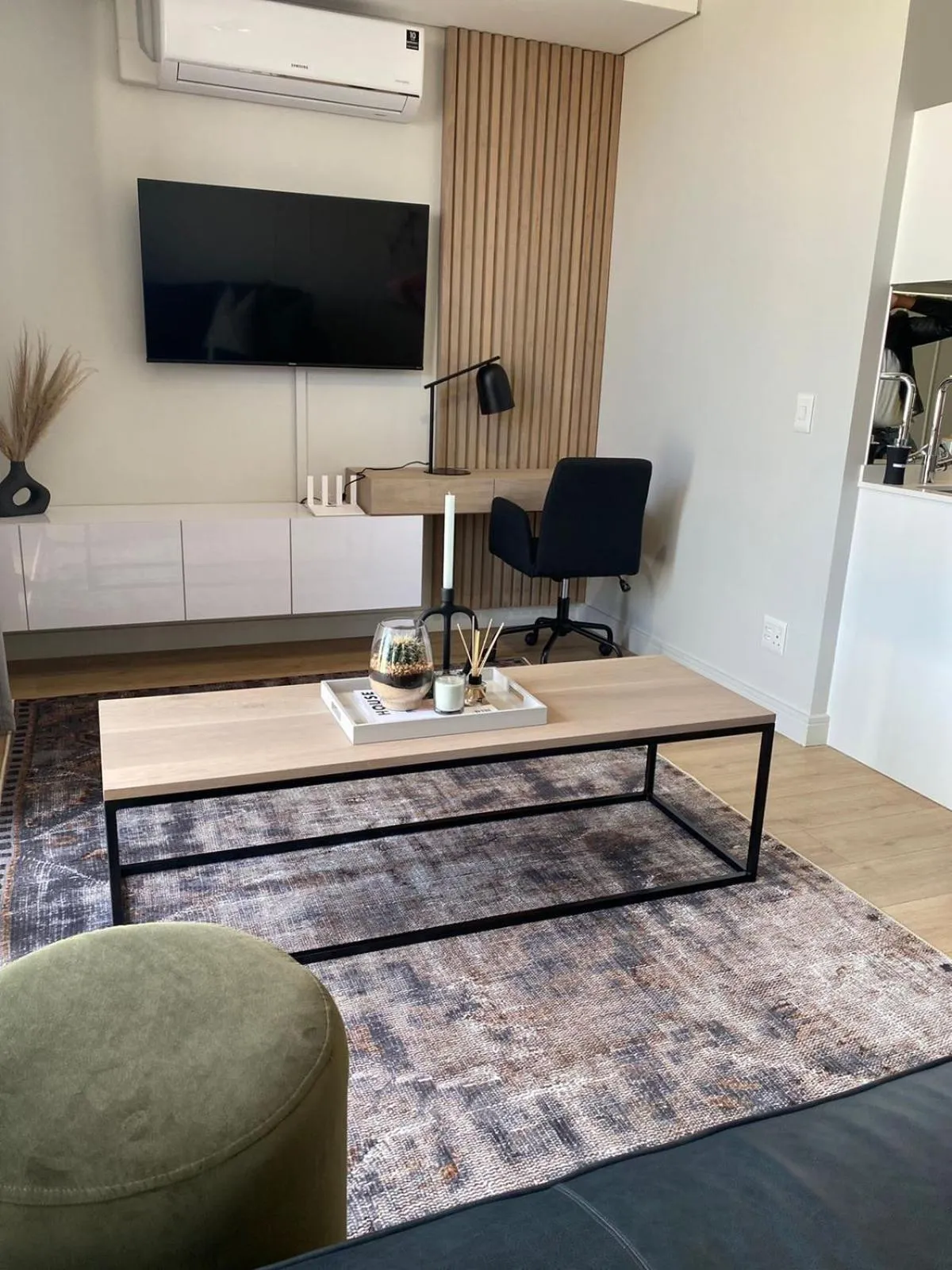 TV and multimedia in Executive Apartment at Ellipse Waterfall