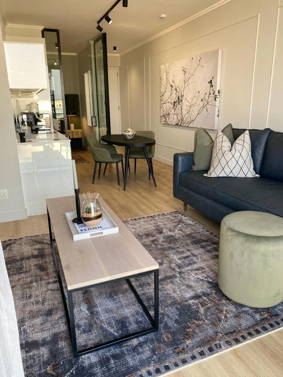 Living room in Executive Apartment at Ellipse Waterfall