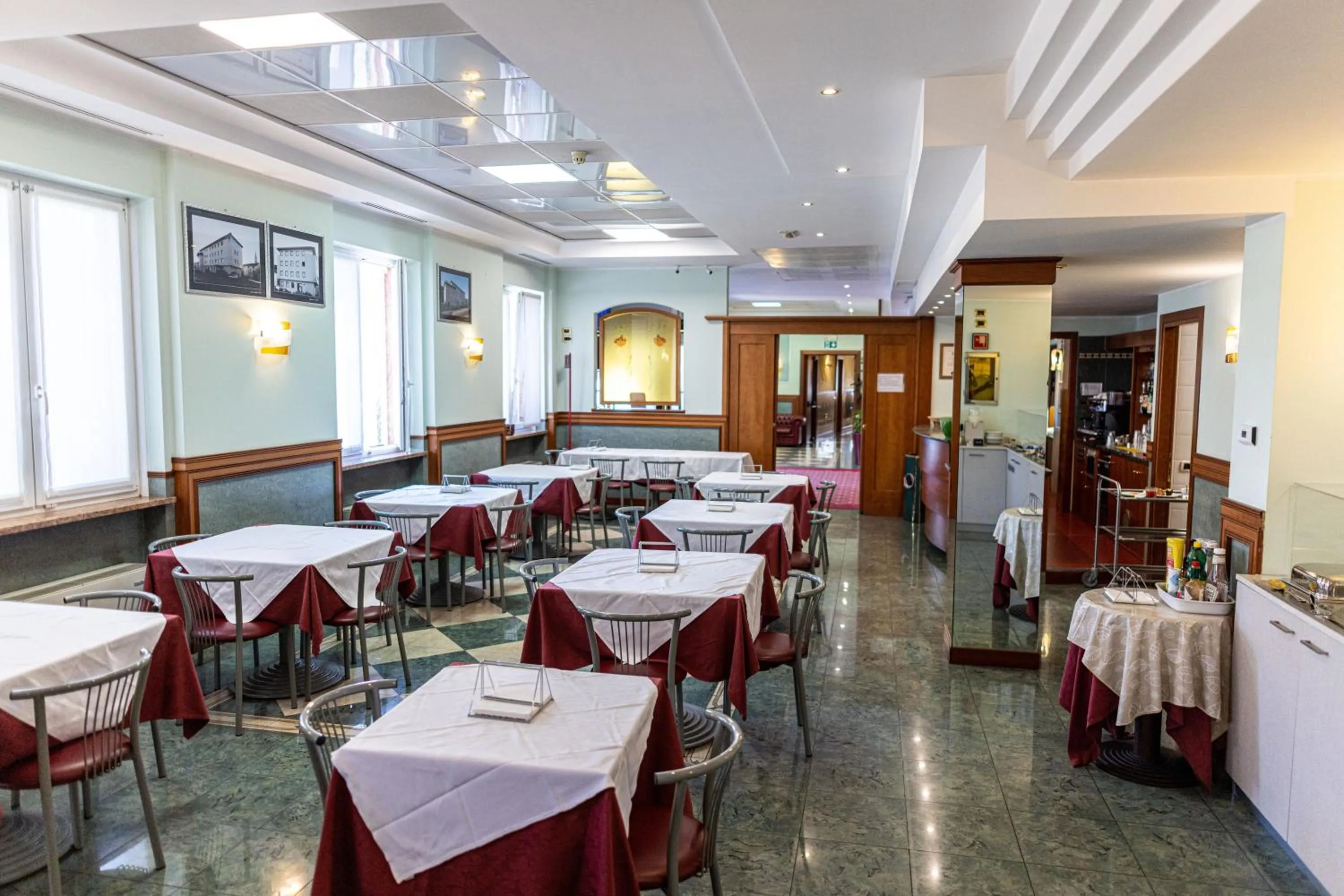 Buffet breakfast in Hotel Mary