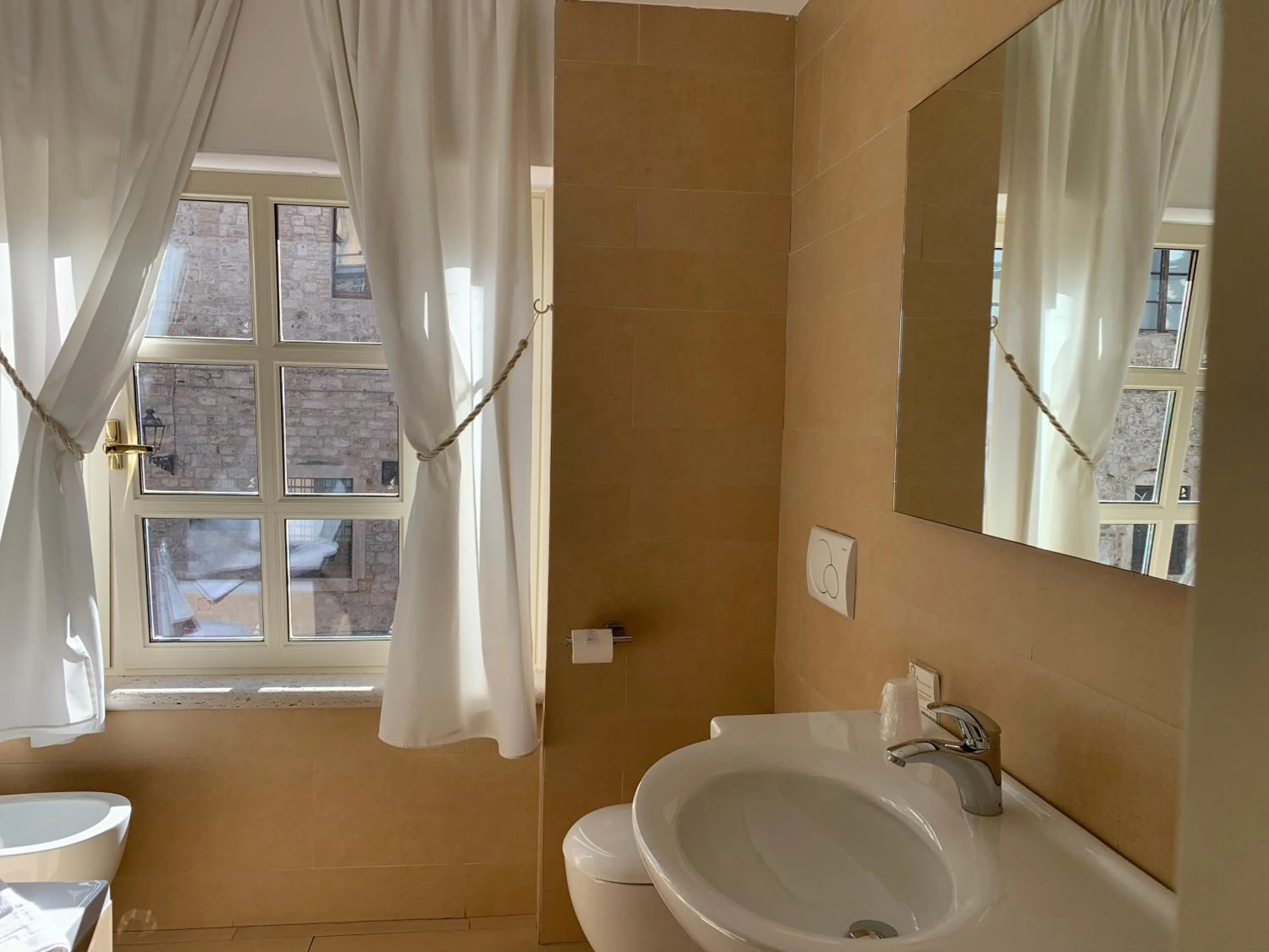 Hotel & Residenza 100 Torri