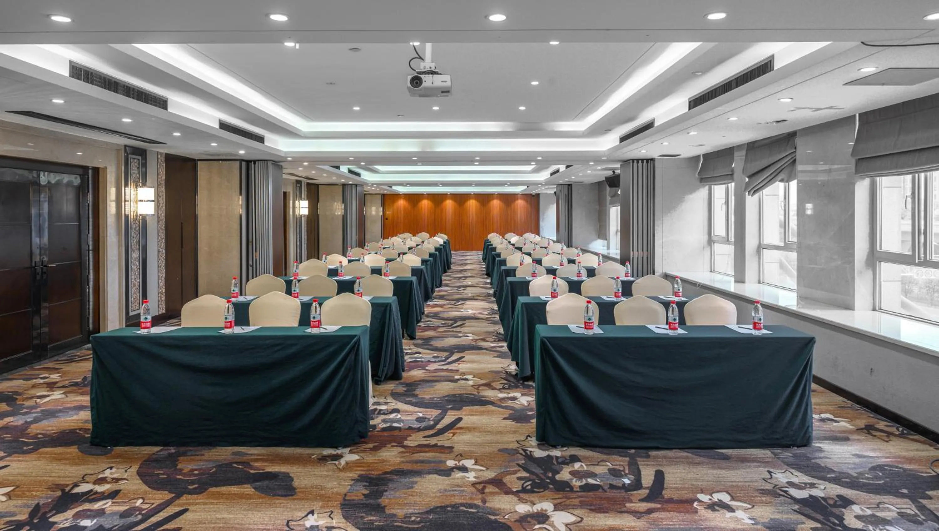 ME Yinhe International Hotel