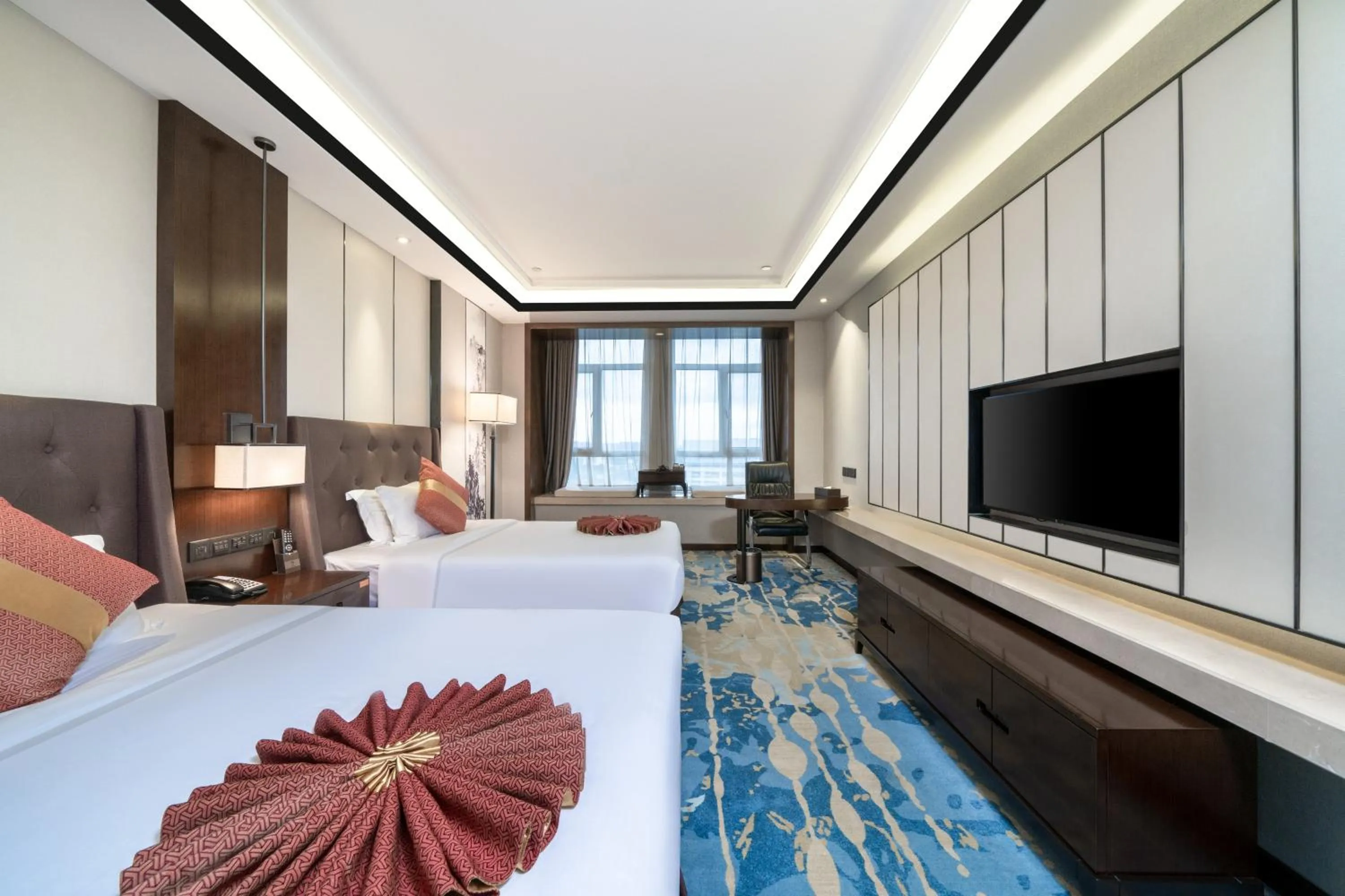 Bed in ME Yinhe International Hotel