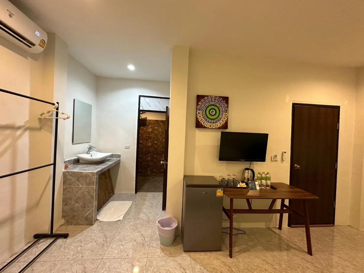 TV and multimedia in The Sea Resort Haad Rin