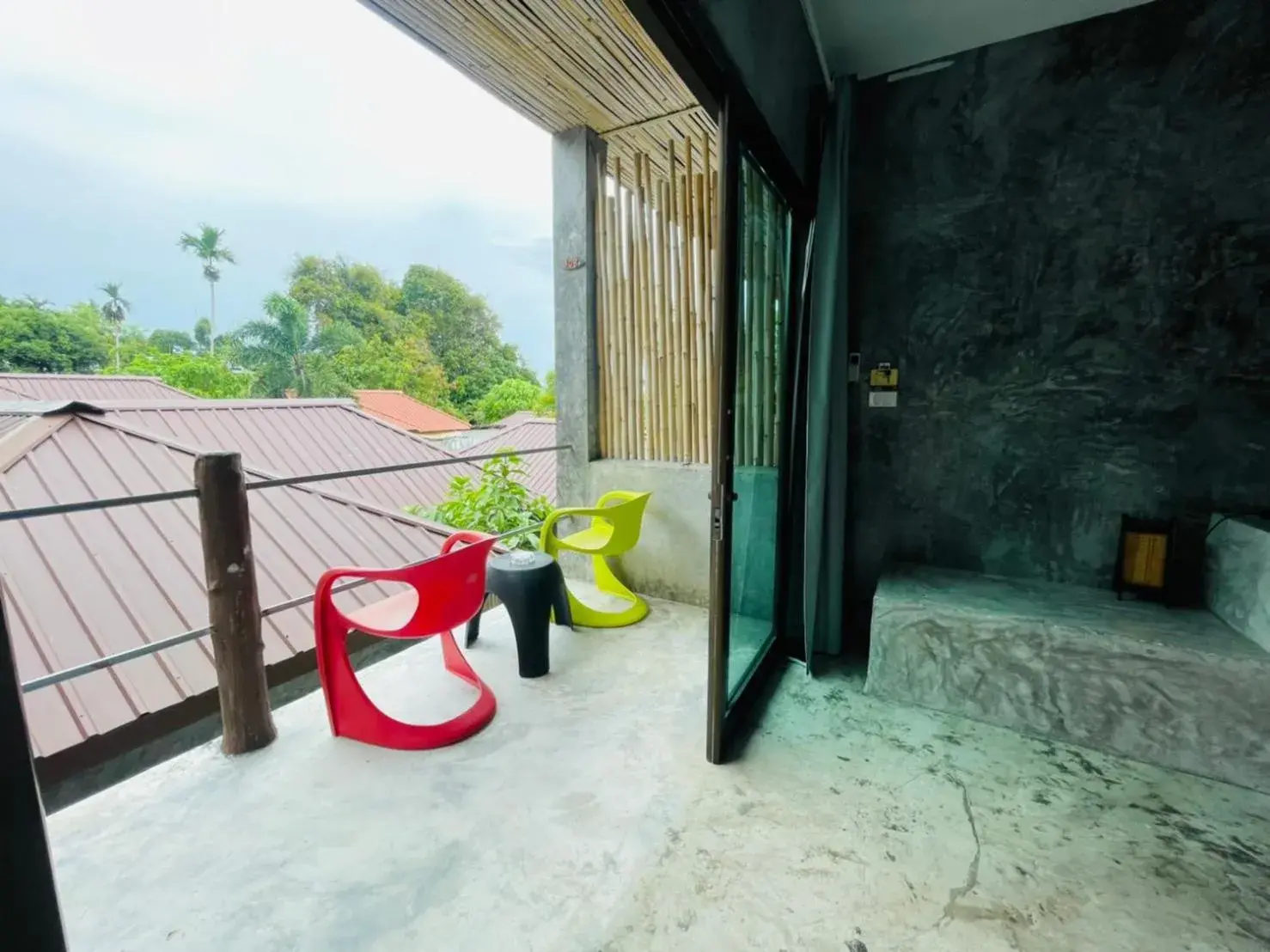 Superior Twin Room in The Sea Resort Haad Rin Superior Twin Room in The Sea Resort Haad Rin