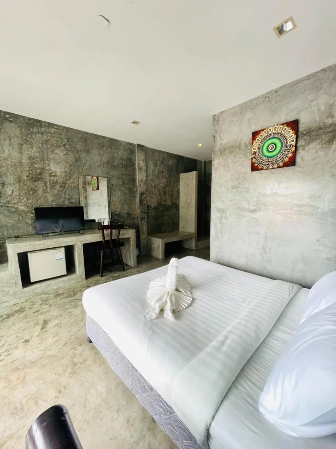 Photo of the whole room, Bed in The Sea Resort Haad Rin