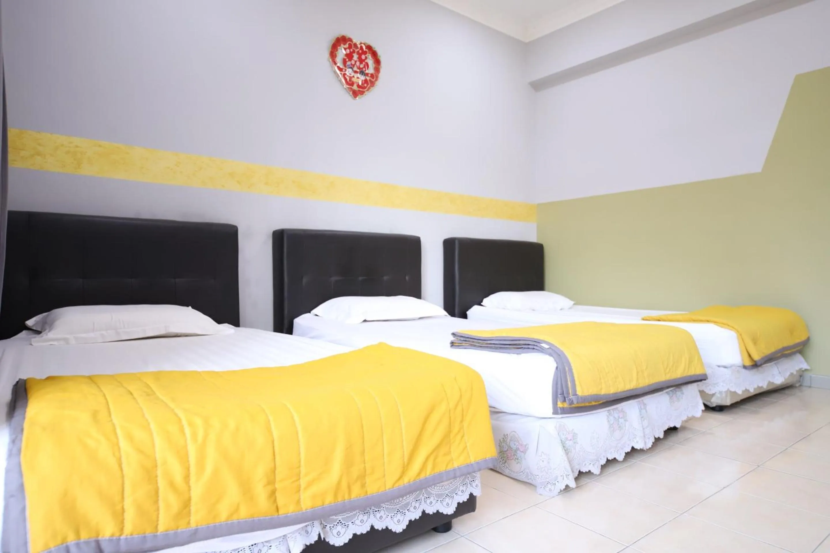 Bedroom, Bed in OYO Homes 90575 CK Bahau Homestay