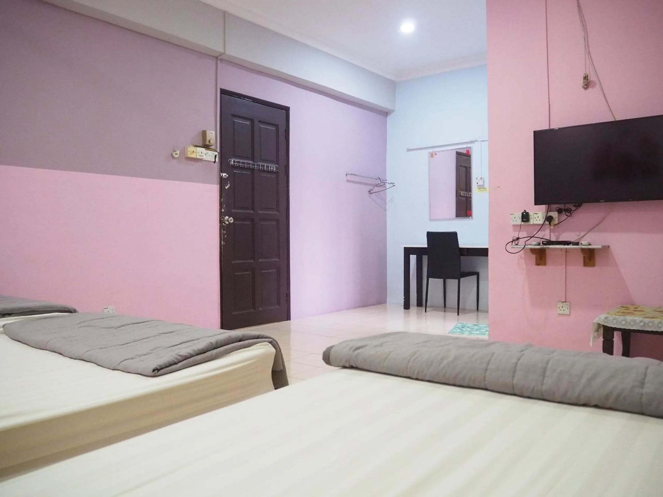 Bedroom, Bed in OYO Homes 90575 CK Bahau Homestay