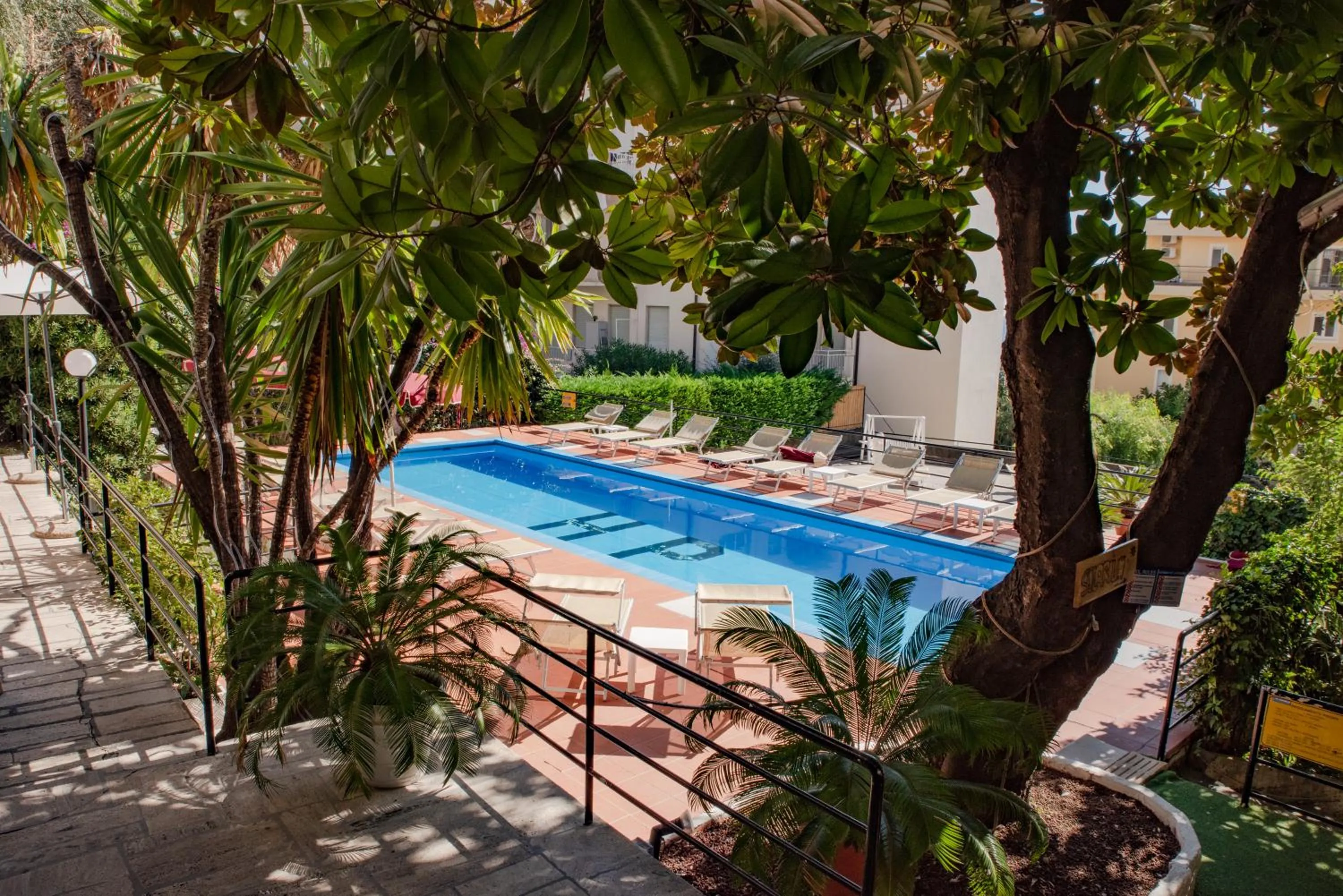 Swimming pool in Hotel Principe