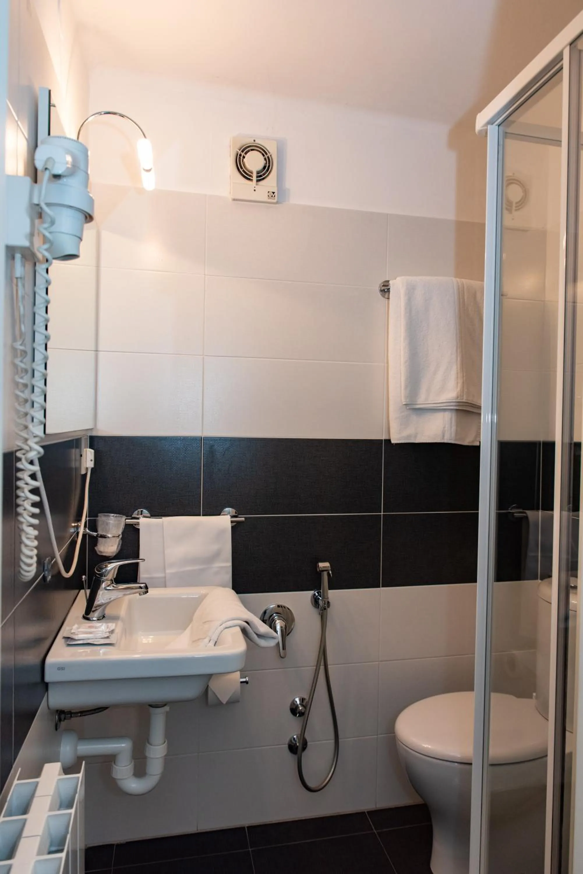 Bathroom in Hotel Principe