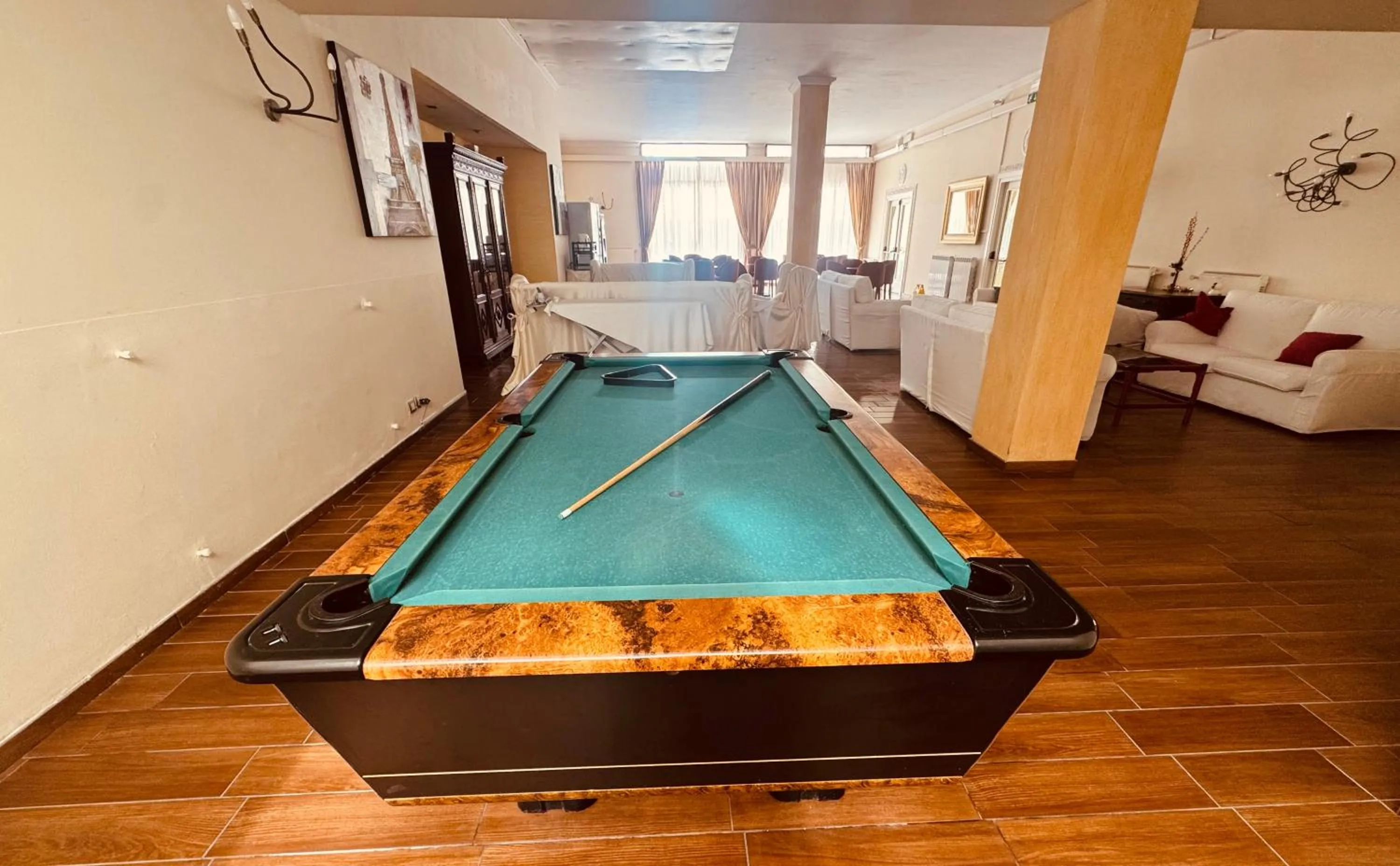 Billiard in Hotel Principe