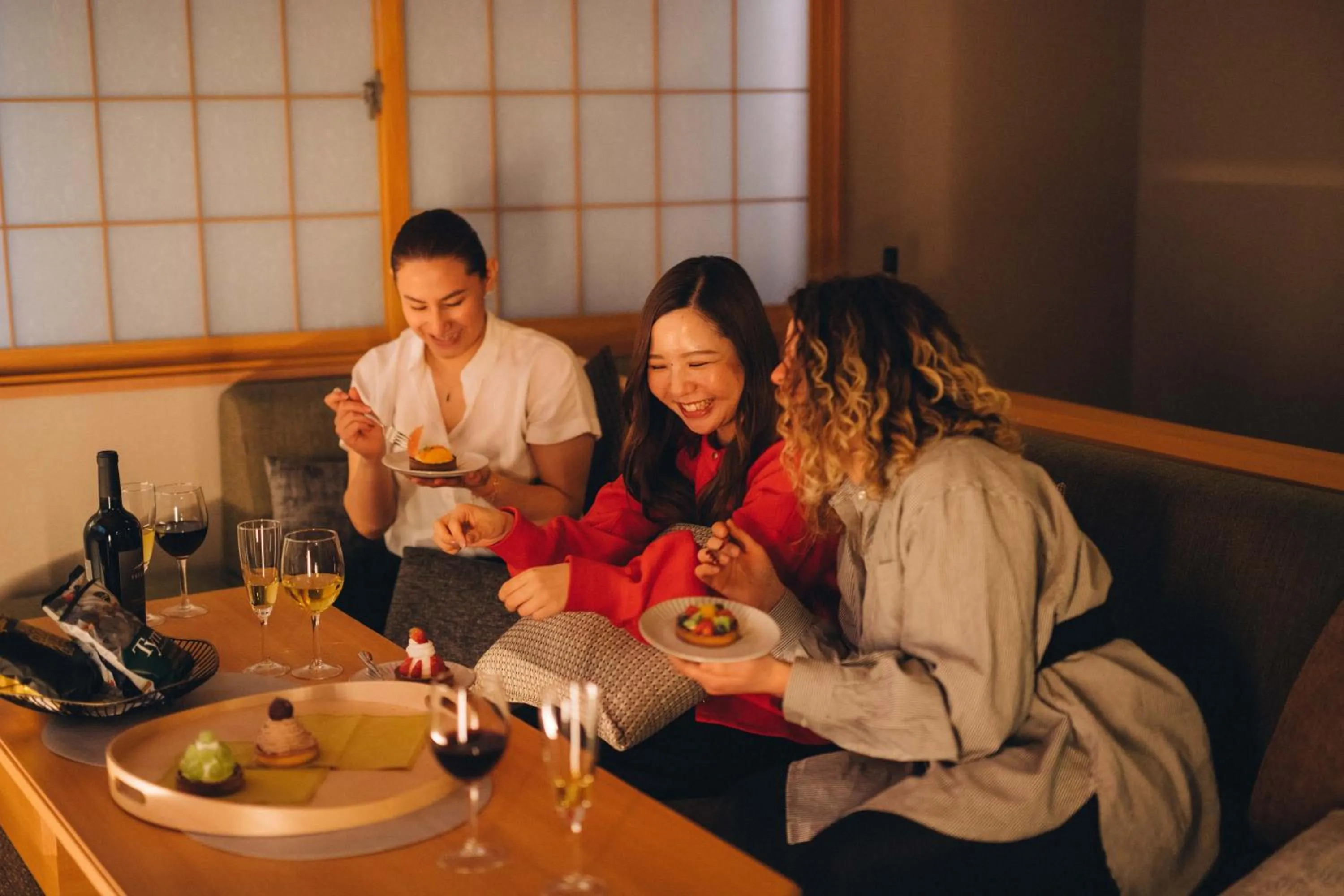 group of guests in MIMARU SUITES Tokyo Nihombashi